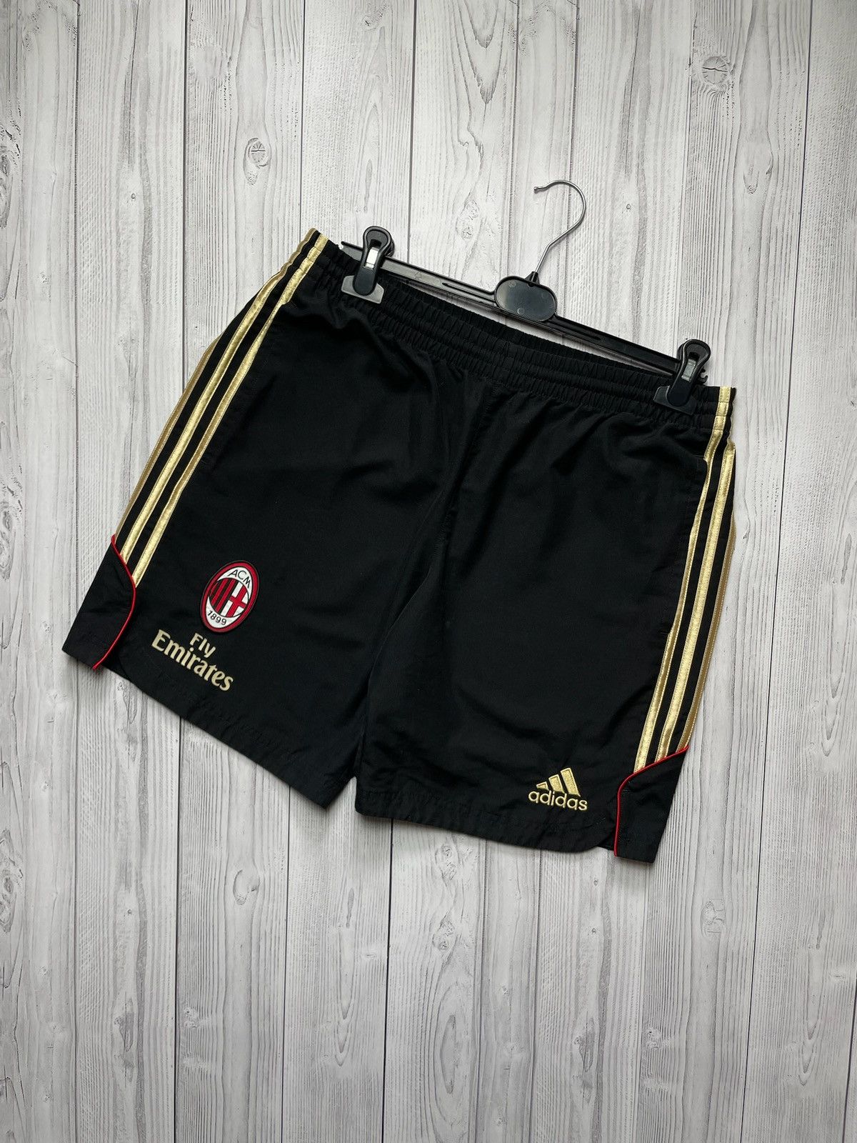 Adidas × Vintage Vintage adidas AC Milan soccer shorts size M gold line Size US 32 / EU 48 - 1 Thumbnail
