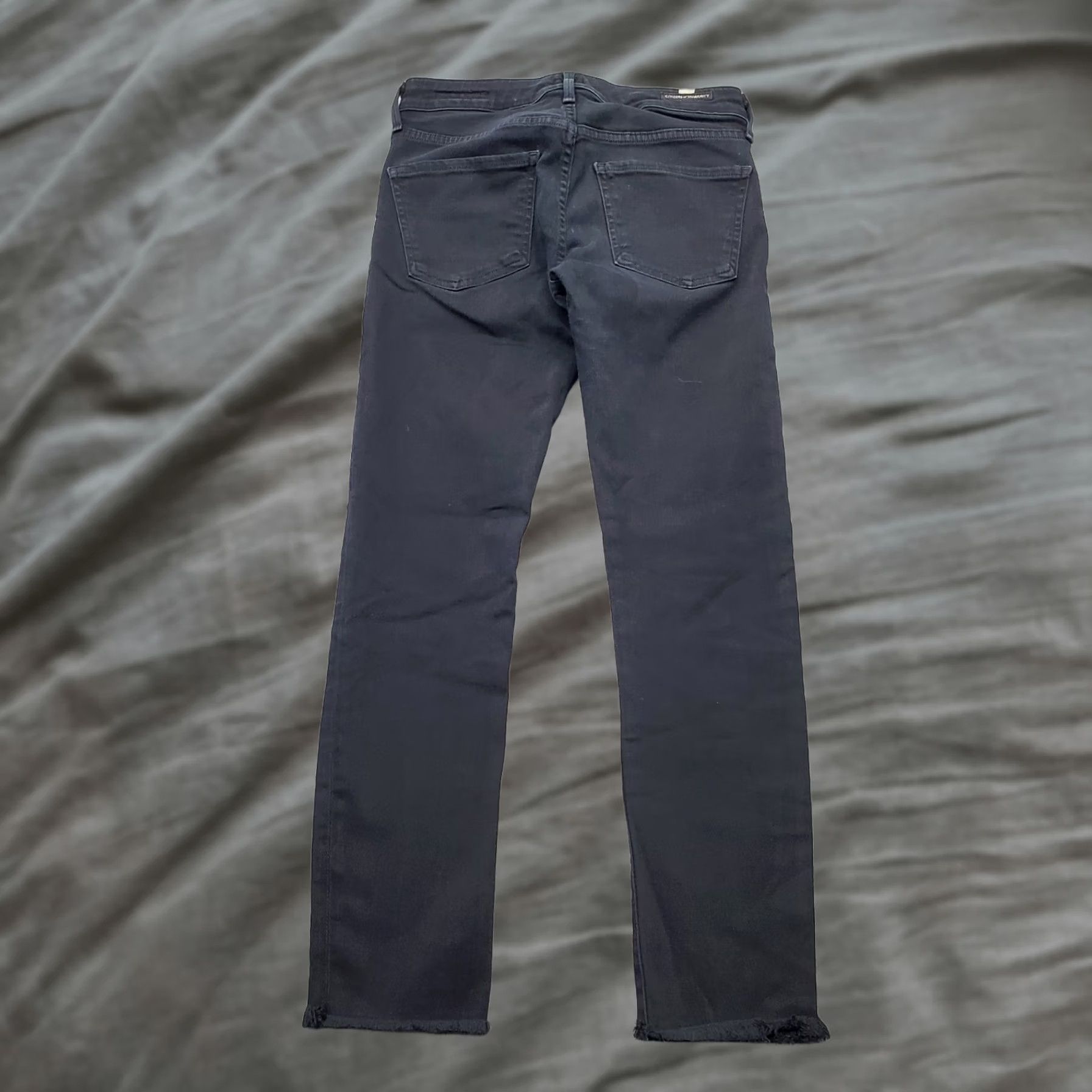 Citizens Of Humanity Citizens of Humanity Jeans Women 25 Black Denim Arielle Mid-Rise Skinny Raw Hem Mens? Size 42" / US 20 - 1 Thumbnail