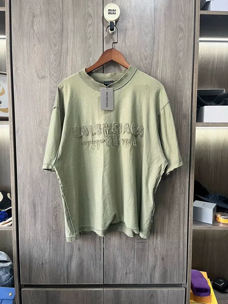 Balenciaga Balenciaga Moss Green Retro Plain Knit Crew Neck Short Sle Size US S / EU 44-46 / 1 - 1 Thumbnail