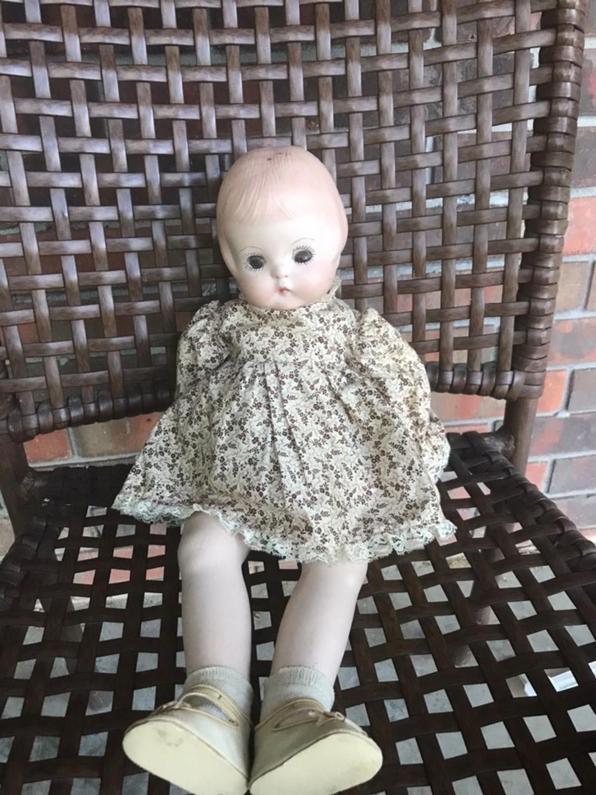 Designer VTG 1984 Ceramic Porcelain Doll Pat Benson McNees M -997- B Size ONE SIZE - 6 Thumbnail