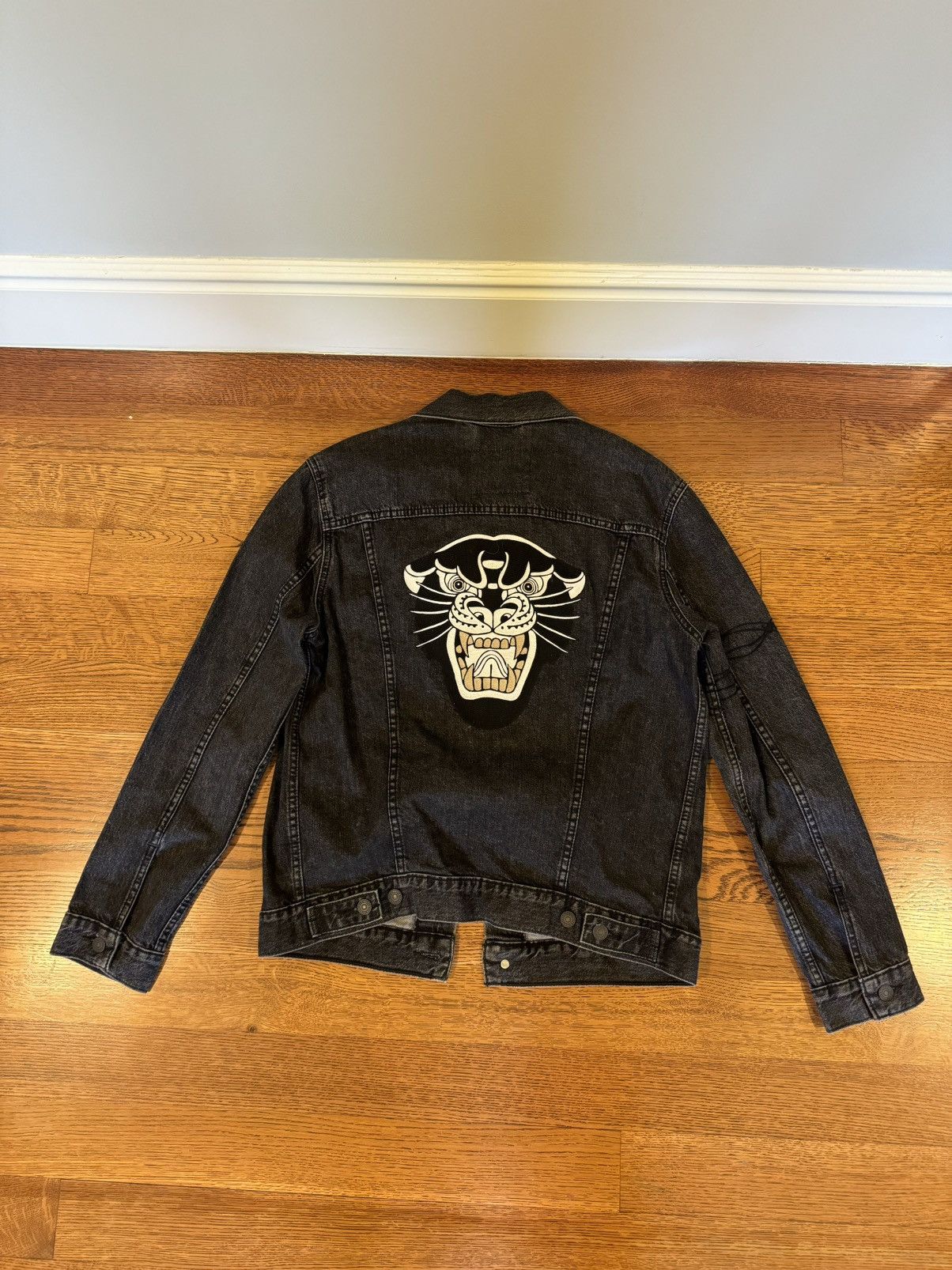 Levi's Custom embroidered Levi’s jacket Size US M / EU 48-50 / 2 - 1 Thumbnail