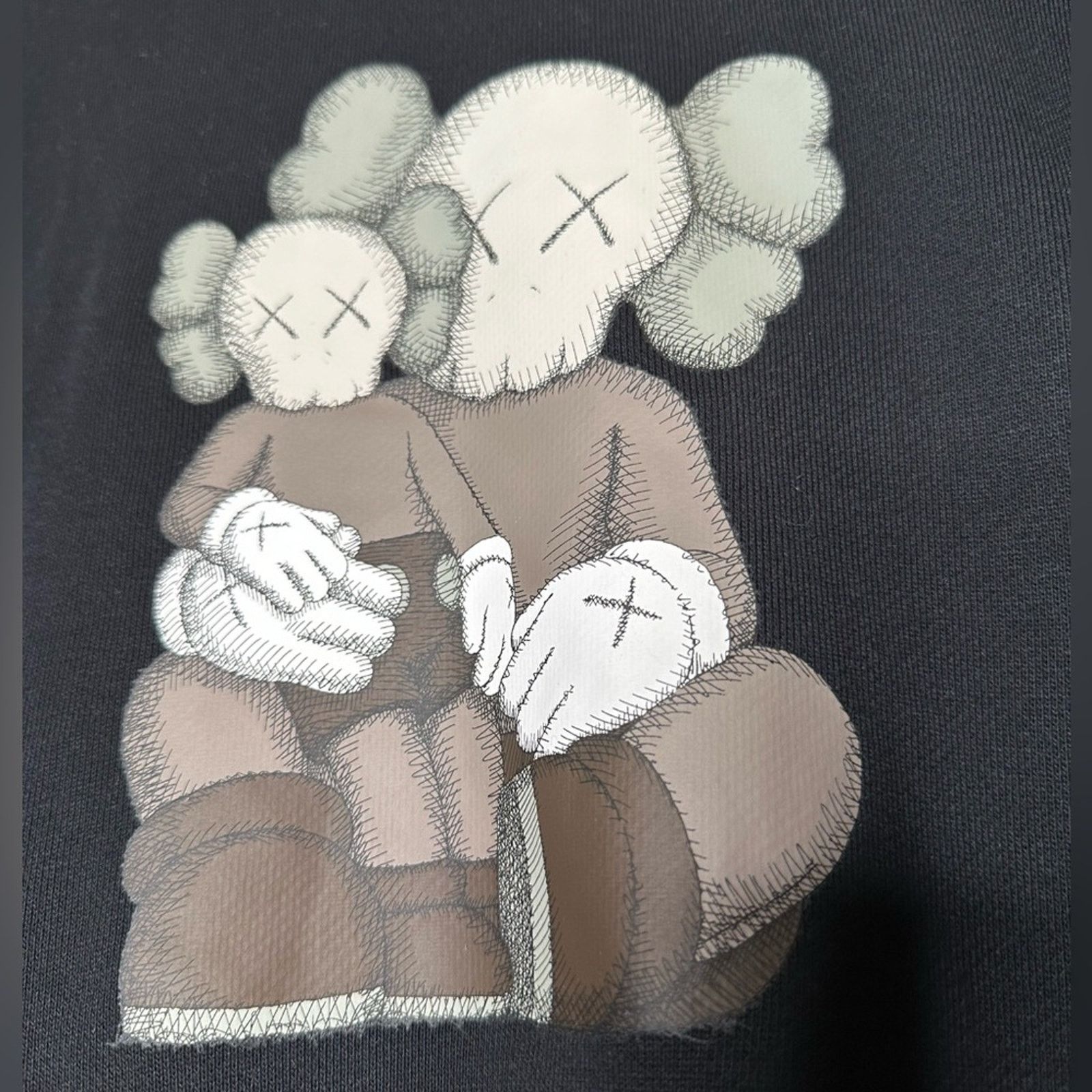 Kaws × Uniqlo NEW UNIQLO x KAWS Crewneck Sweatshirt Black Size Small Black Size US S / EU 44-46 / 1 - 7 Thumbnail