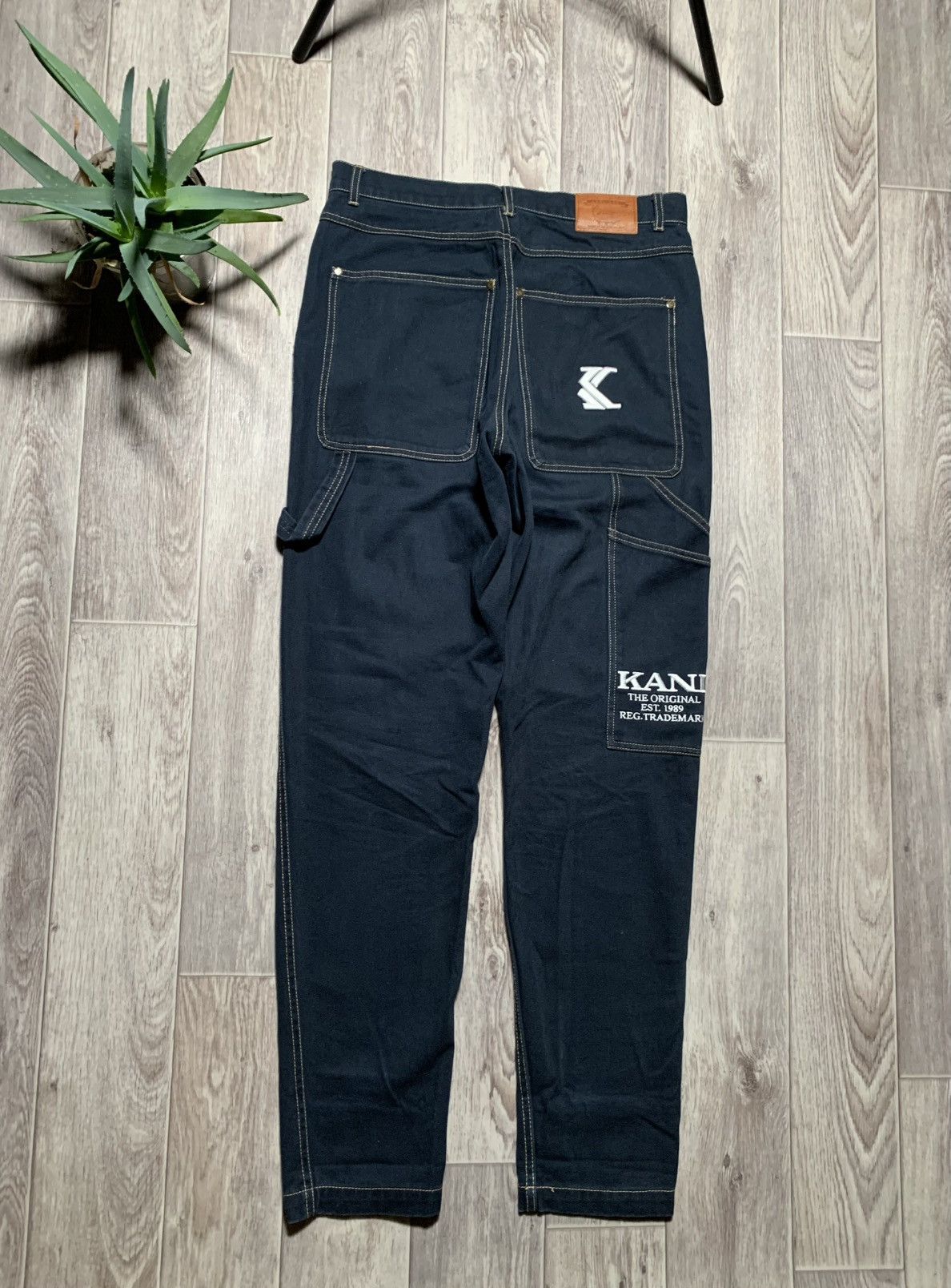 Designer × Karl Kani Karl Kani Embroidered Logo Rap Denim Pants Size US 32 / EU 48 - 1 Thumbnail