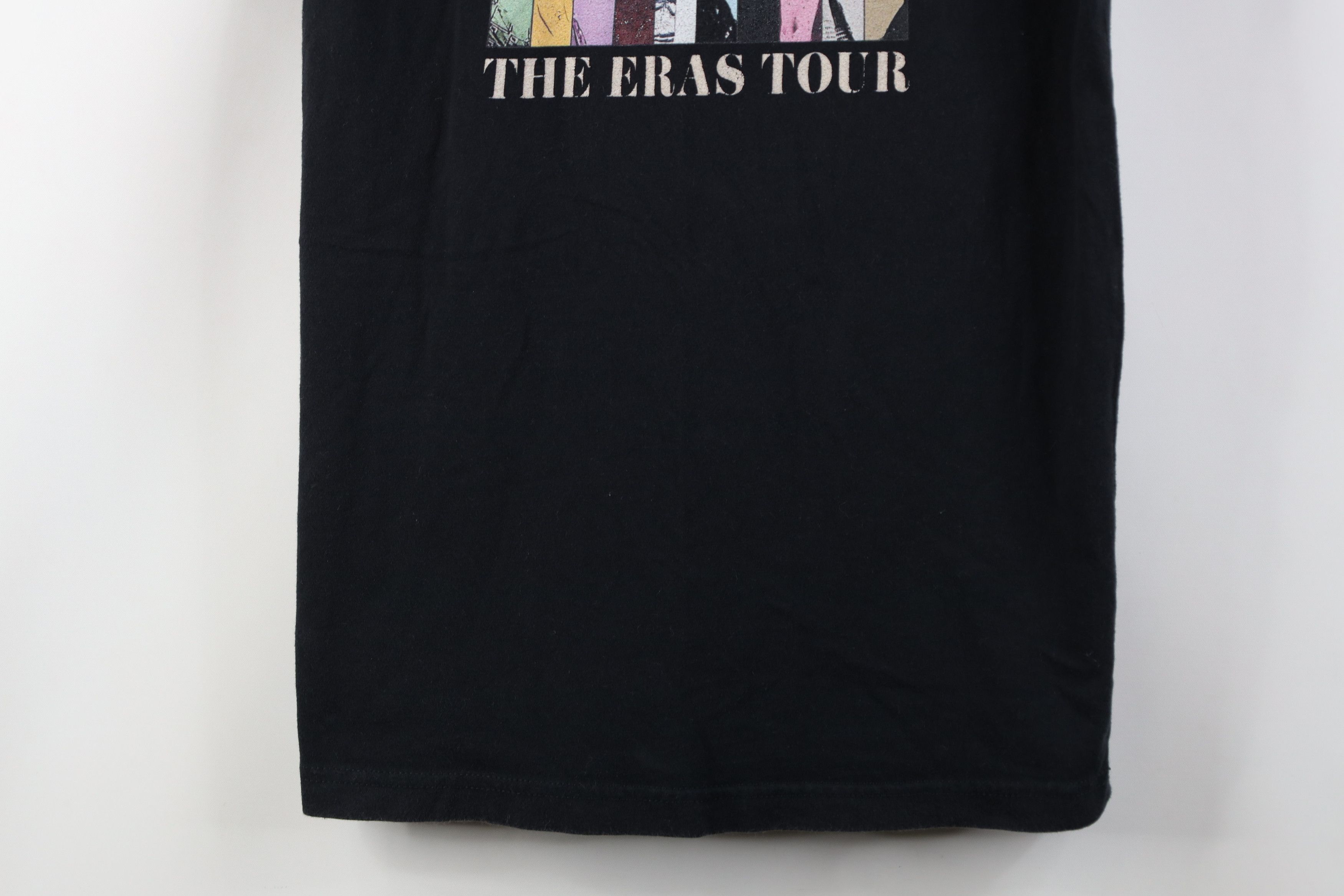 Vintage Official The Eras Tour Taylor Swift Band T-Shirt Black Size M / US 6-8 / IT 42-44 - 3 Thumbnail