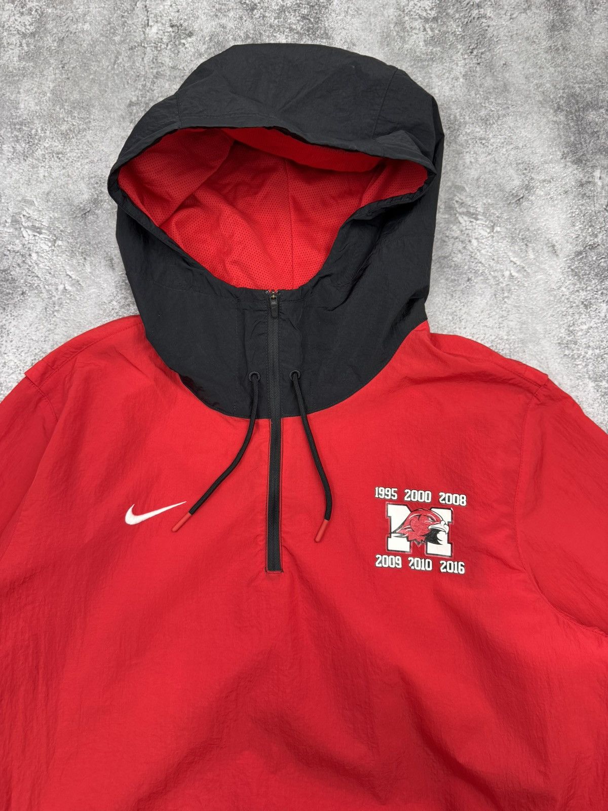 Nike Nike Men Nylon Hooded Windbreaker Red/Black Size L Size US L / EU 52-54 / 3 - 5 Thumbnail