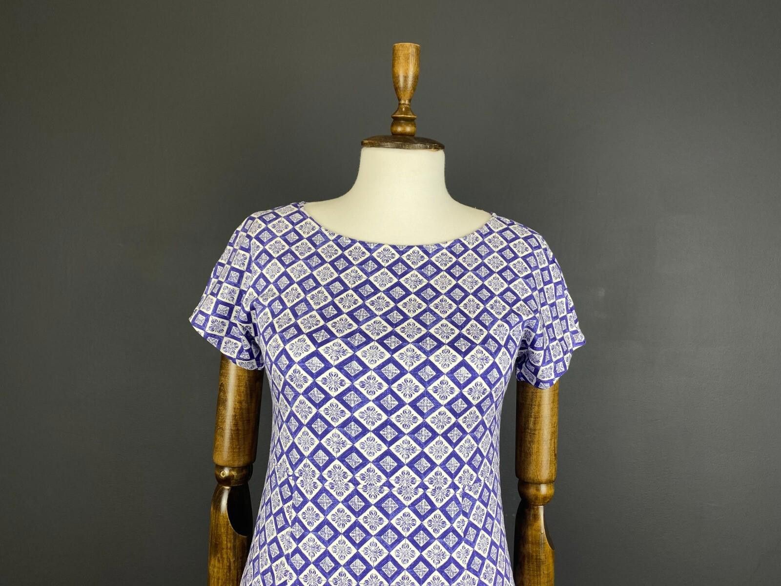 Designer Weekend Max Mara Blue Desiner Short Midi Dress Size 40 Size M / US 6-8 / IT 42-44 - 2 Thumbnail