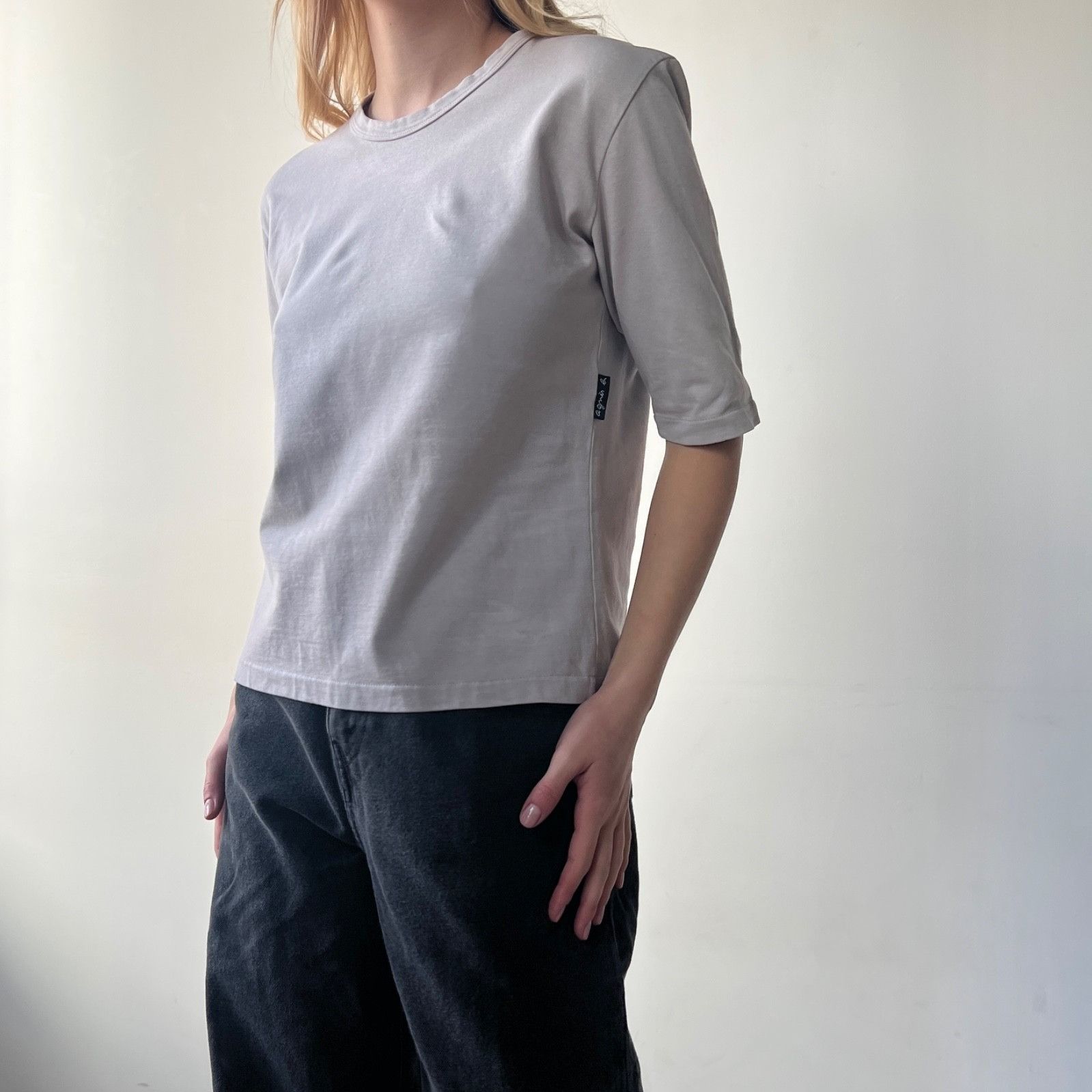 agnes b. Agnes B Paris Minimalist Grey Tee 9940AC Size S / US 4 / IT 40 - 2 Thumbnail