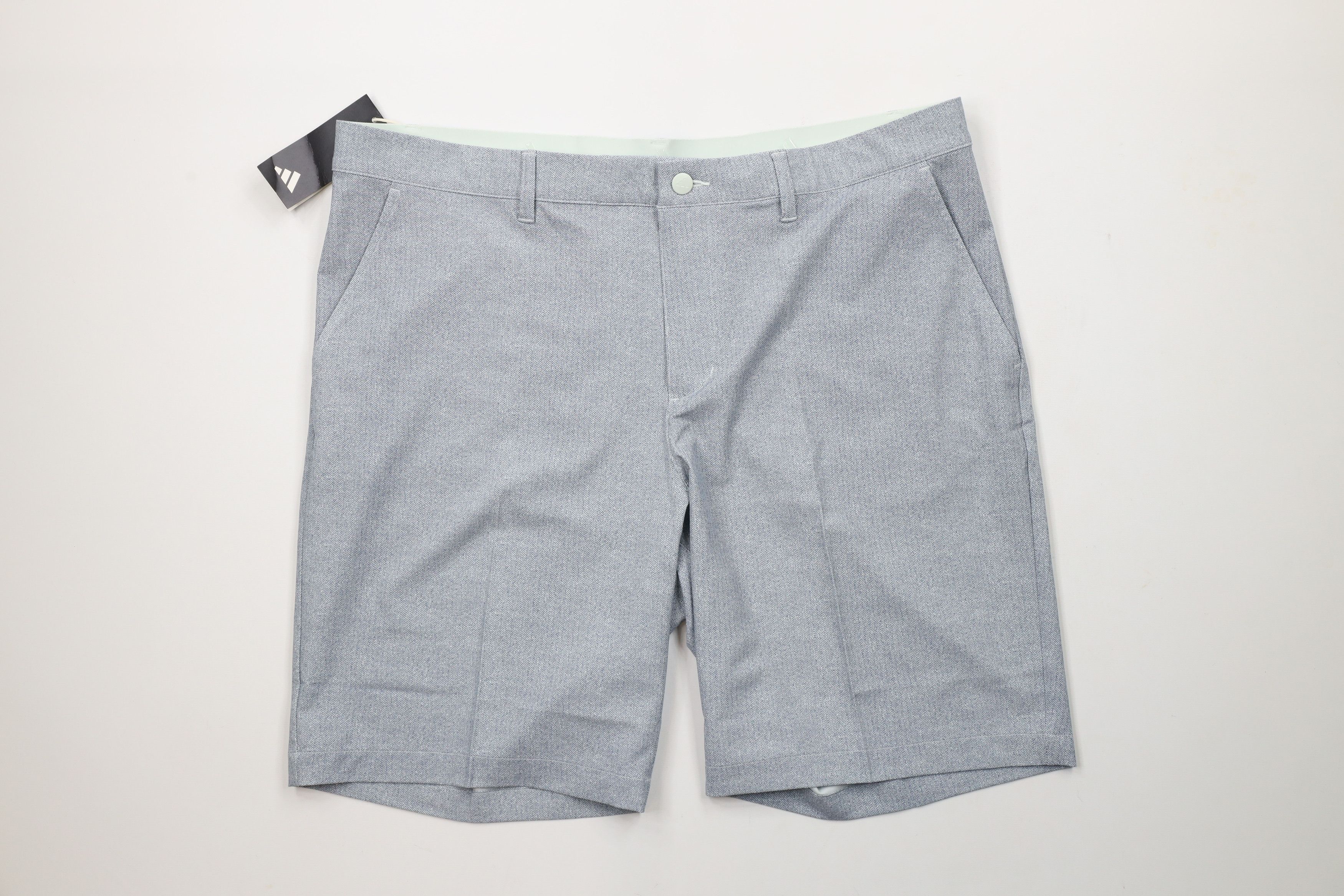 Adidas × Vintage New Adidas Stretch Herringbone Golf Golfing Chino Shorts Size US 38 / EU 54 - 1 Thumbnail
