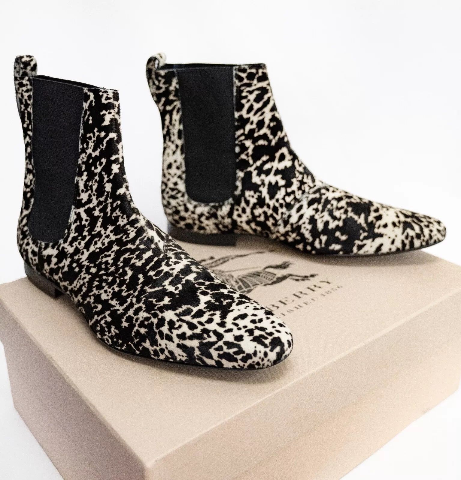 Burberry Burberry Prorsum Ponyhair Leather Black Animal Dress Boots Size US 7 / EU 40 - 1 Thumbnail
