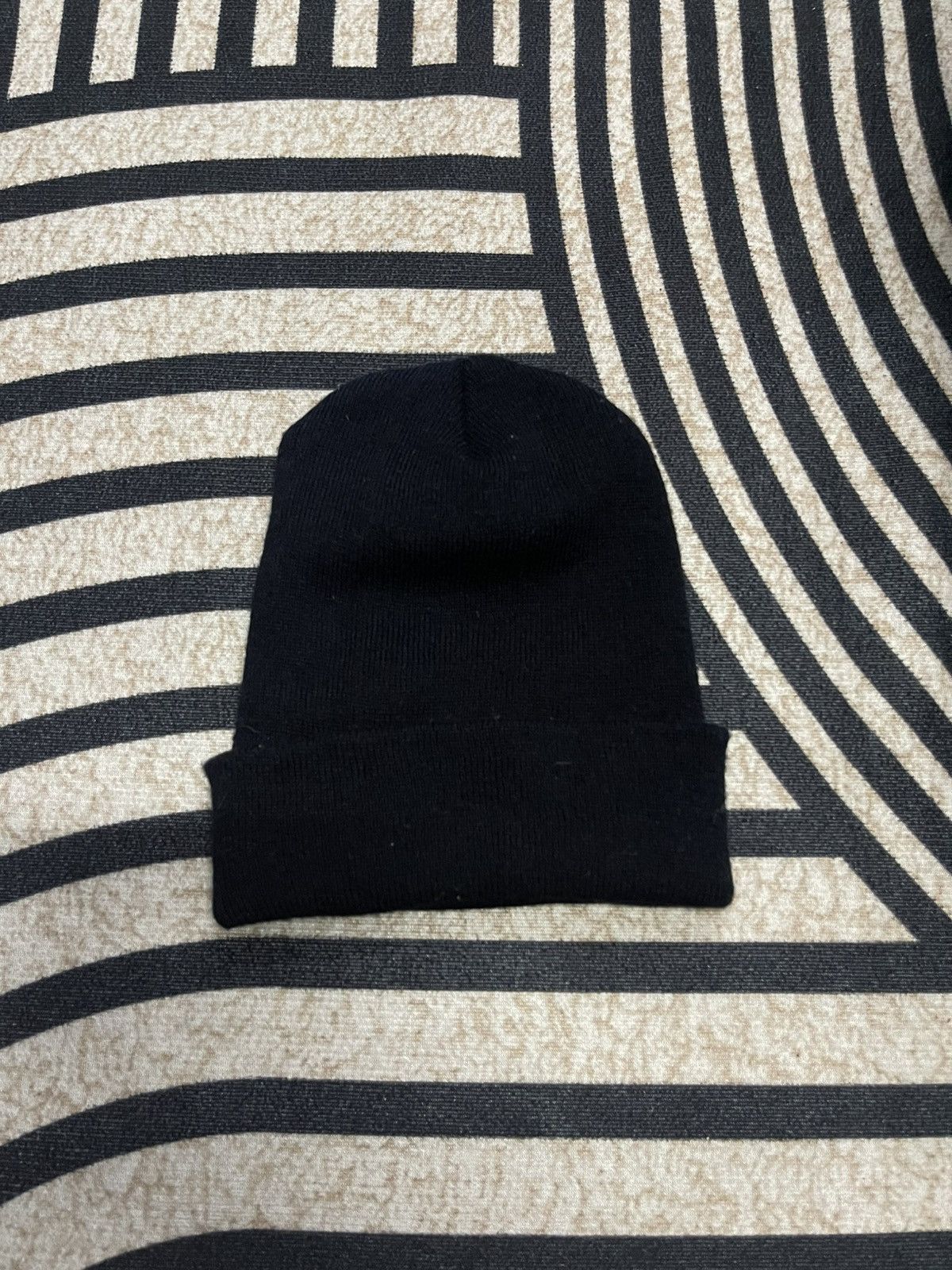 Nike 90s NIKE SWOOSH BEANIE HAT RARE Size ONE SIZE - 4 Thumbnail