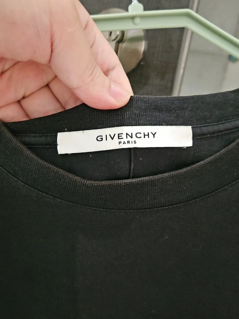 Givenchy Givenchy Short-sleeve, suitable for weight 140 Size US XXS / EU 40 - 4 Thumbnail