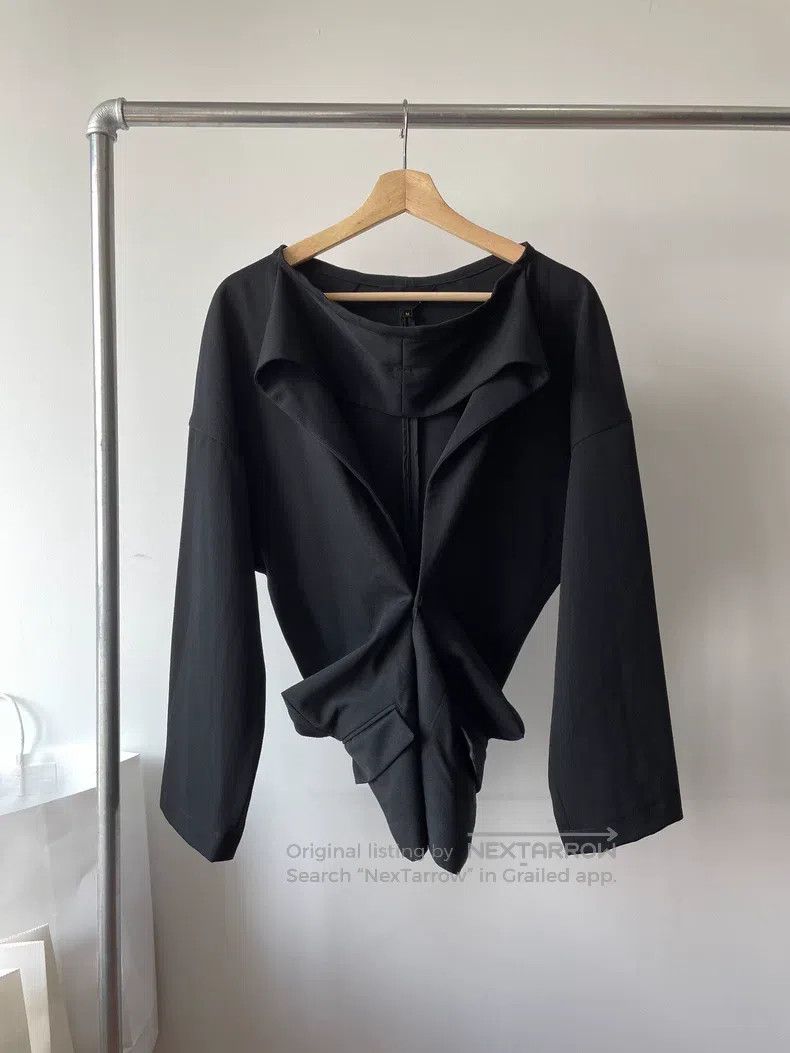 Comme des Garcons Comme Des Garcons Black transformed jacket Size M / US 6-8 / IT 42-44 - 1 Thumbnail