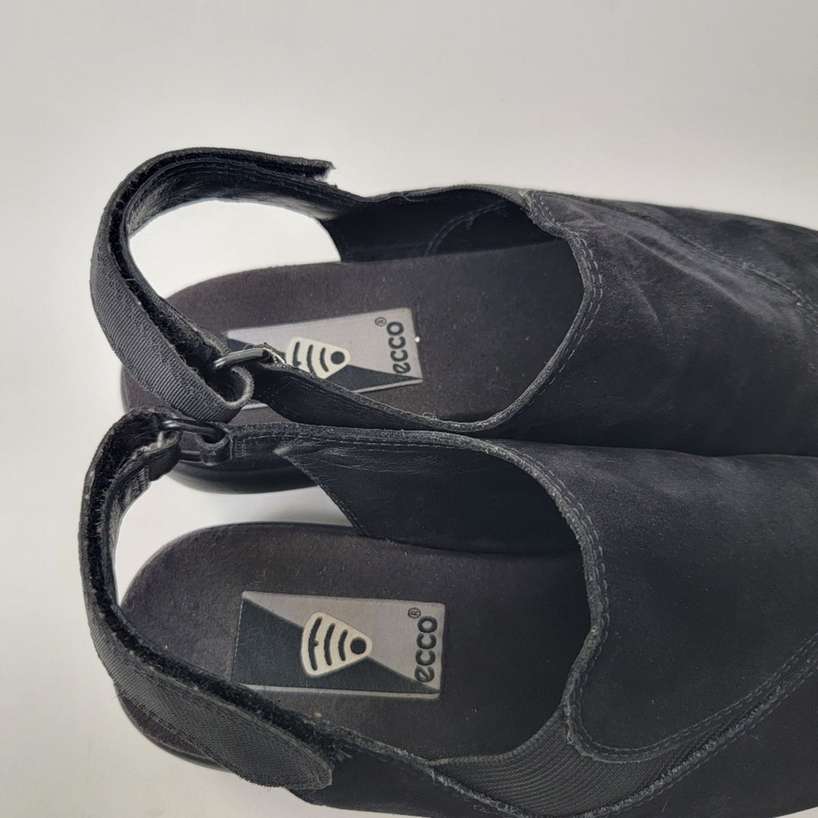 Ecco Ecco Black Suede Peep Toe Sandals - 6 Size US 6 / IT 36 - 8 Thumbnail