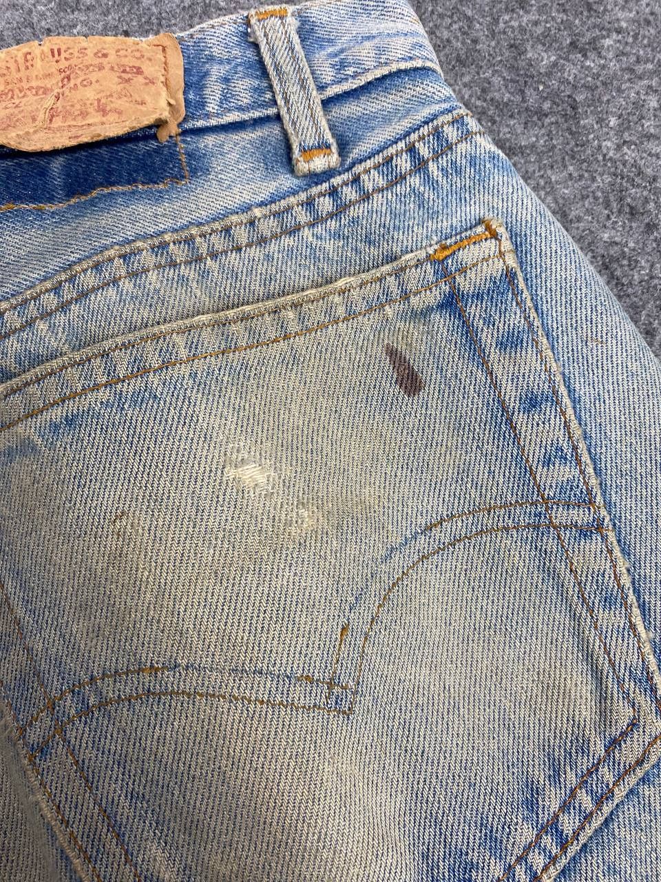 Levi's vintage 80s levis 501 single r tab distressed denim Size US 36 / EU 52 - 5 Thumbnail