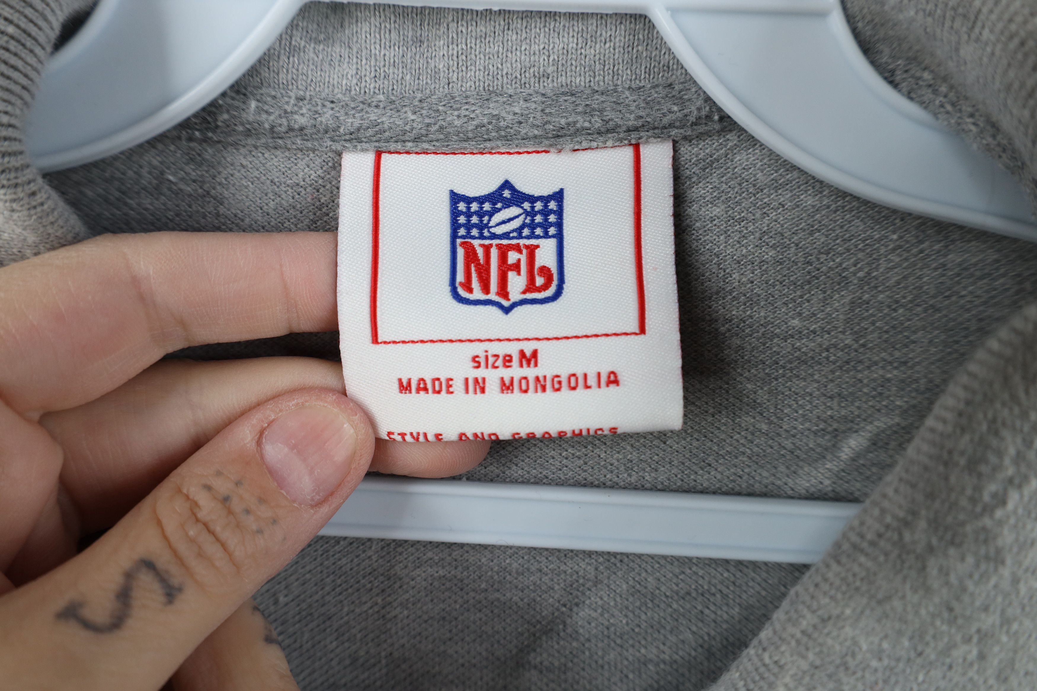 Vintage Vintage NFL Spell Out Detroit Lions Football Polo Shirt Size US M / EU 48-50 / 2 - 10 Thumbnail