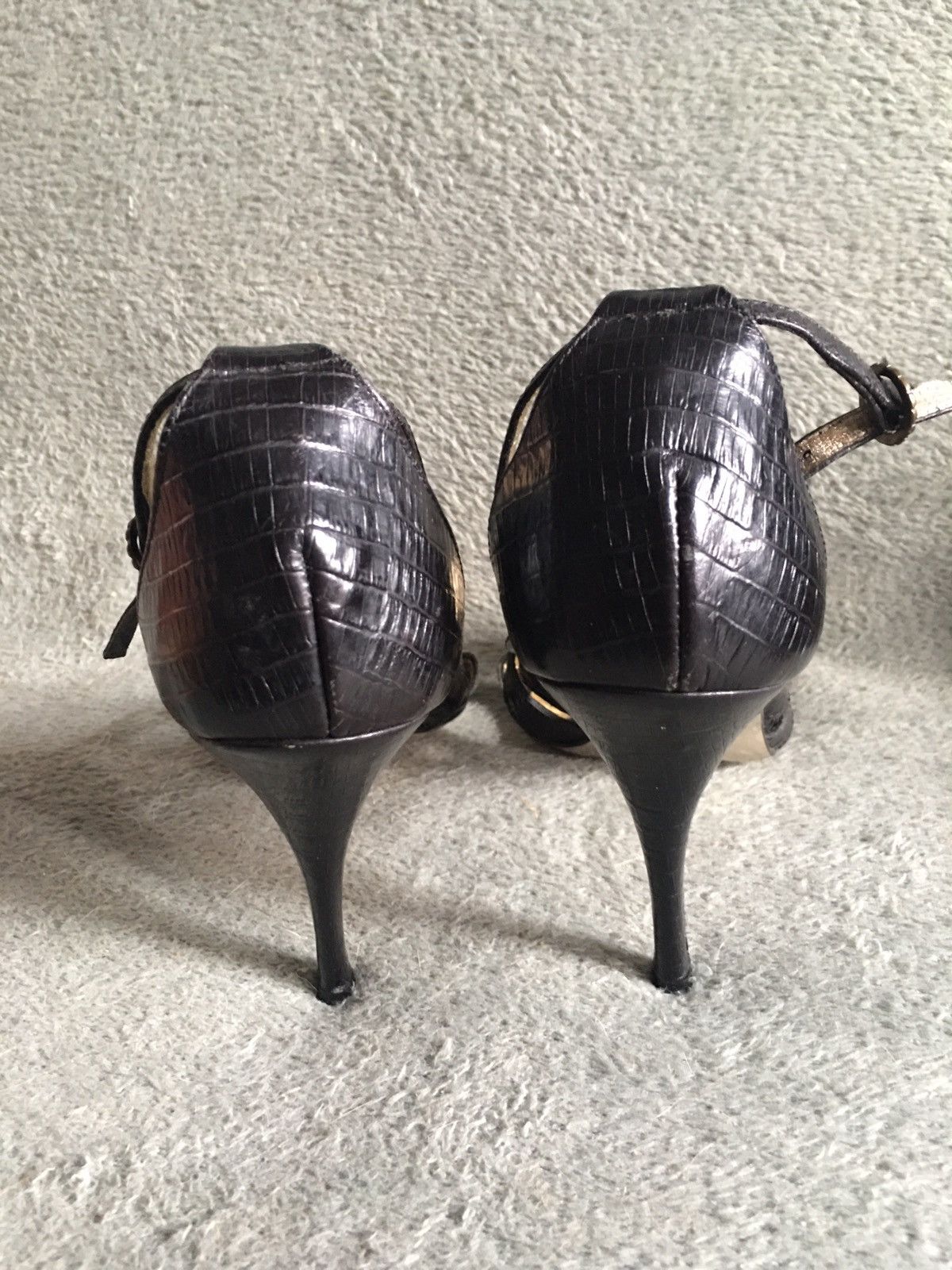 Just Cavalli × Roberto Cavalli Just Cavalli Embossed Leather T-strap Horn Detail Heels EU41 Size US 11 / IT 41 - 6 Thumbnail