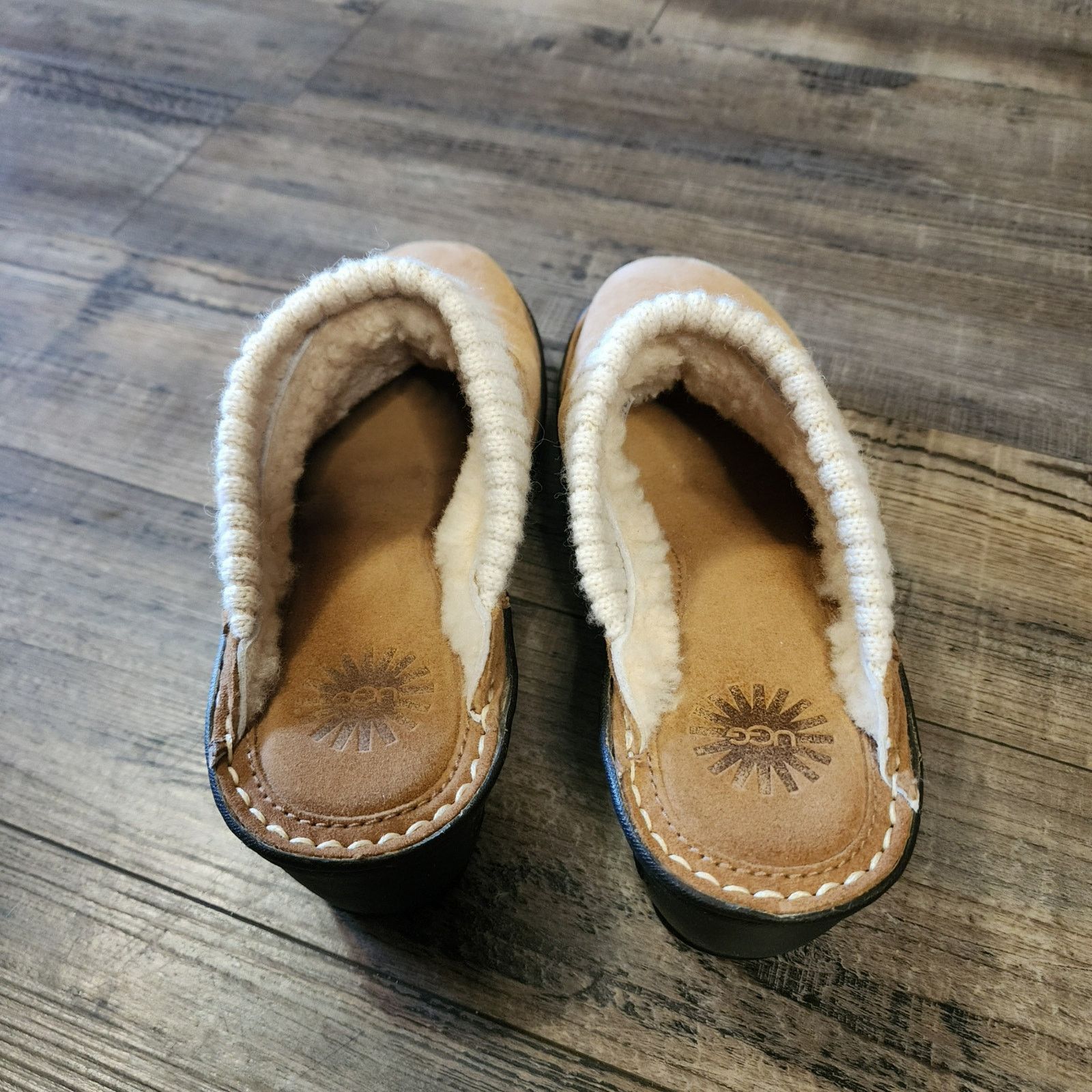 Ugg UGGs Australia size 9 Suede Clogs shoes Knit chestnut b38 Size US 9 / IT 39 - 3 Thumbnail