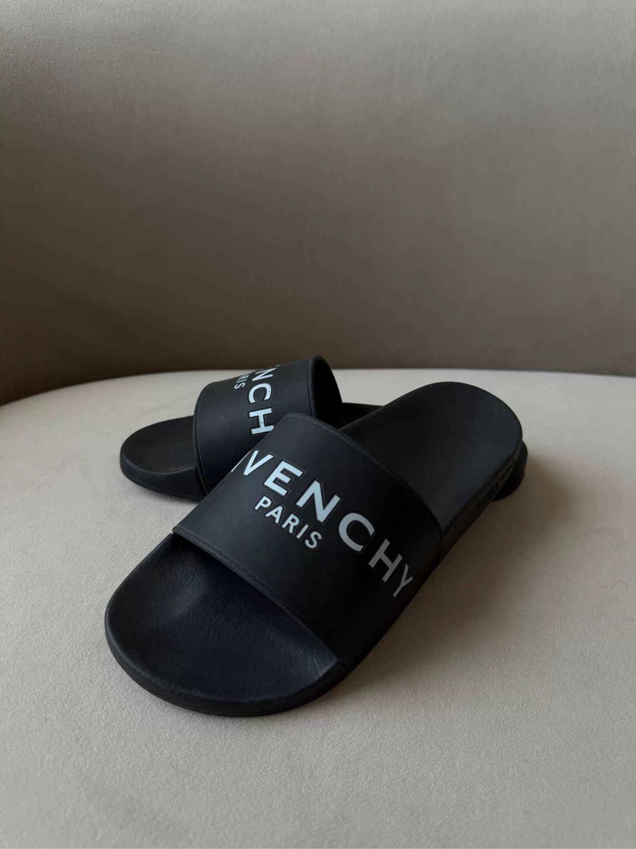 Givenchy Givenchy Black Slippers Size 37 Size US 6 / IT 36 - 1 Thumbnail