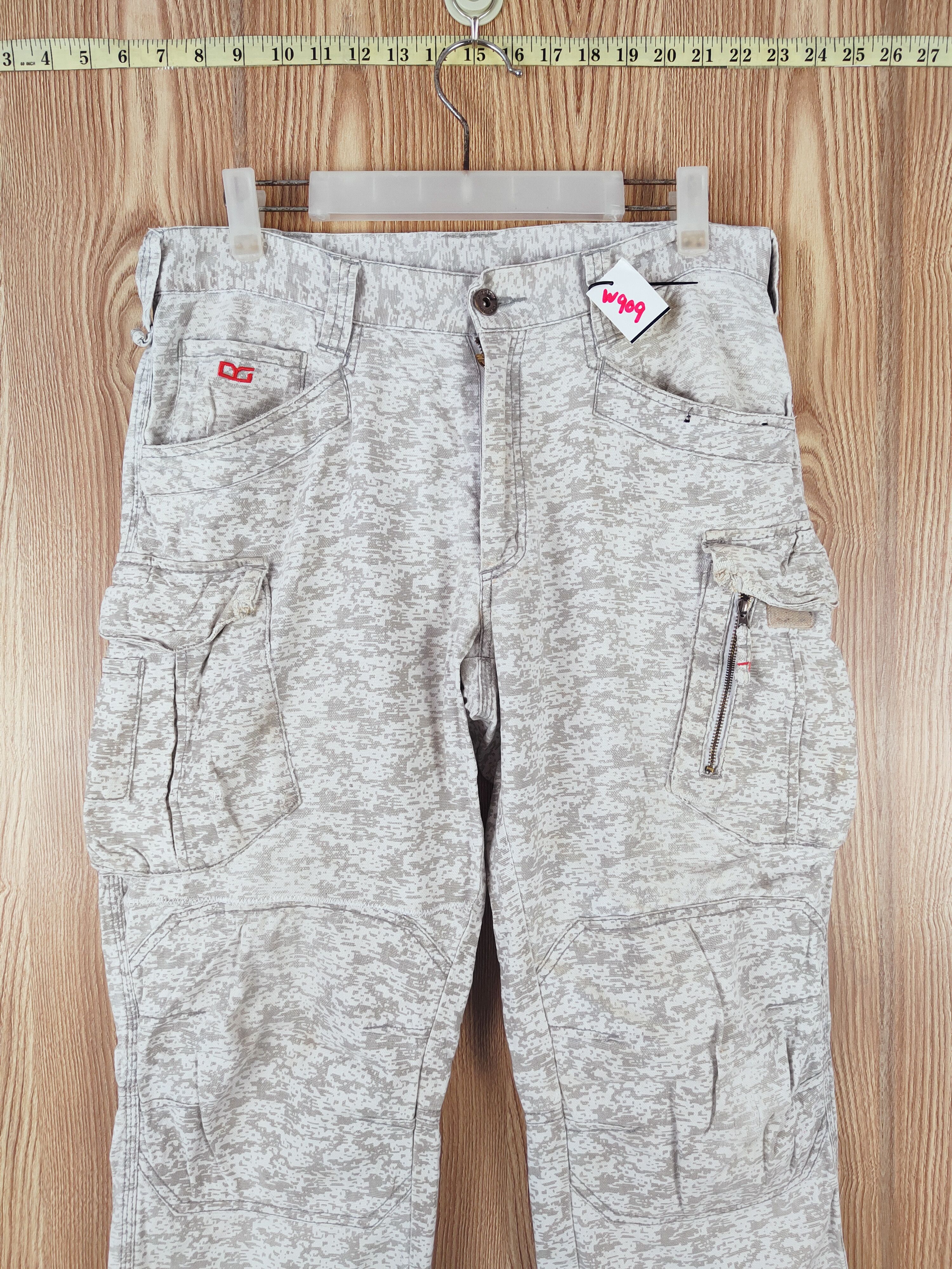 Japanese Brand D.Grow Gray Multipocket Tactical Cargo Pants #W909 Size US 32 / EU 48 - 2 Thumbnail