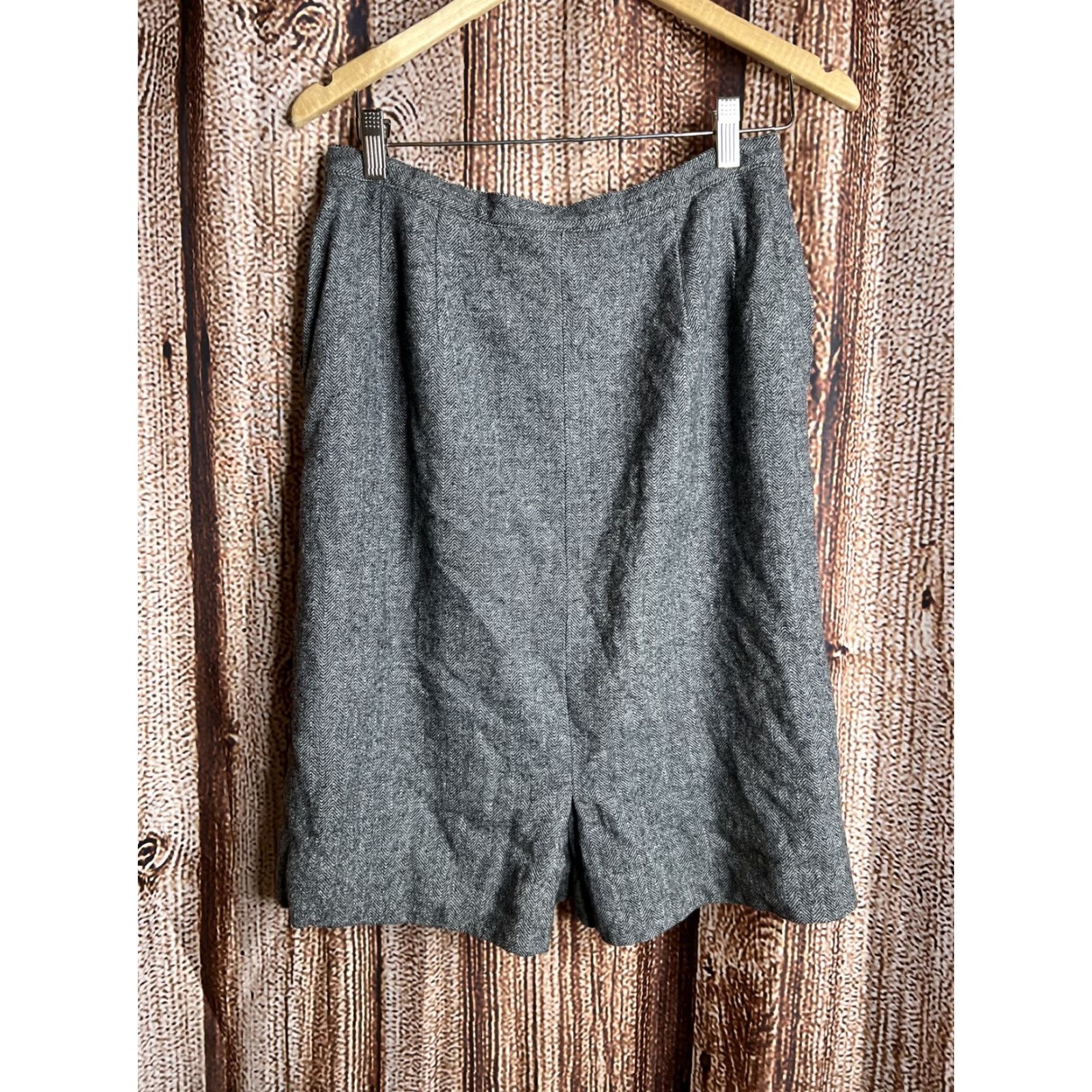 Pendleton VINTAGE Pendleton Skirt Wool Gray Womens 14 Short Pleated Plaid Size 36" / US 14 / IT 50 - 4 Thumbnail