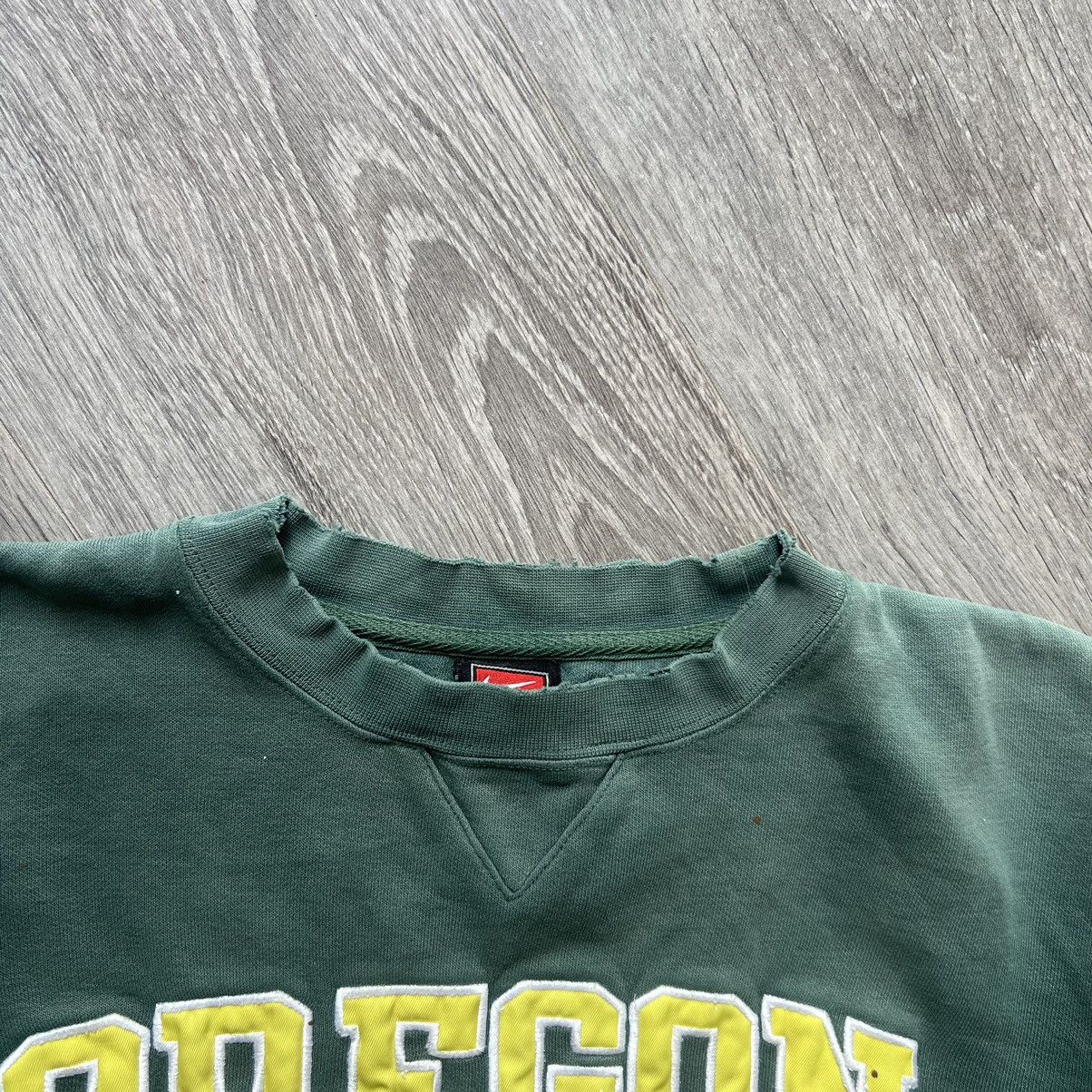 Nike Vintage Nike Oregon Ducks Crewneck Size US S / EU 44-46 / 1 - 9 Thumbnail