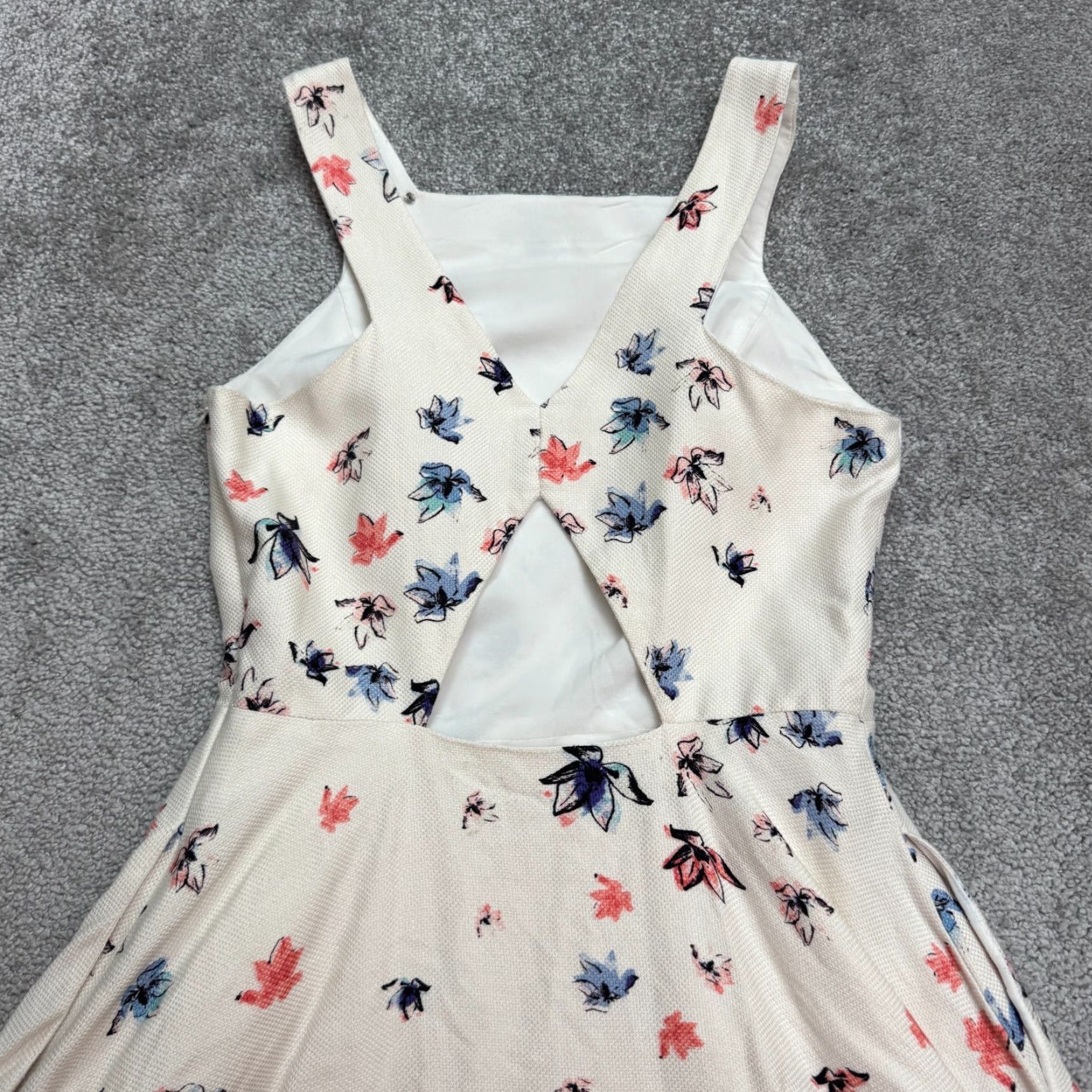 Club Monaco VINTAGE Club Monaco Dress Womens A-Line Sleeveless Ivory Floral 2 Cotton Silk Cut Out Square Neck Size XS / US 0-2 / IT 36-38 - 4 Thumbnail