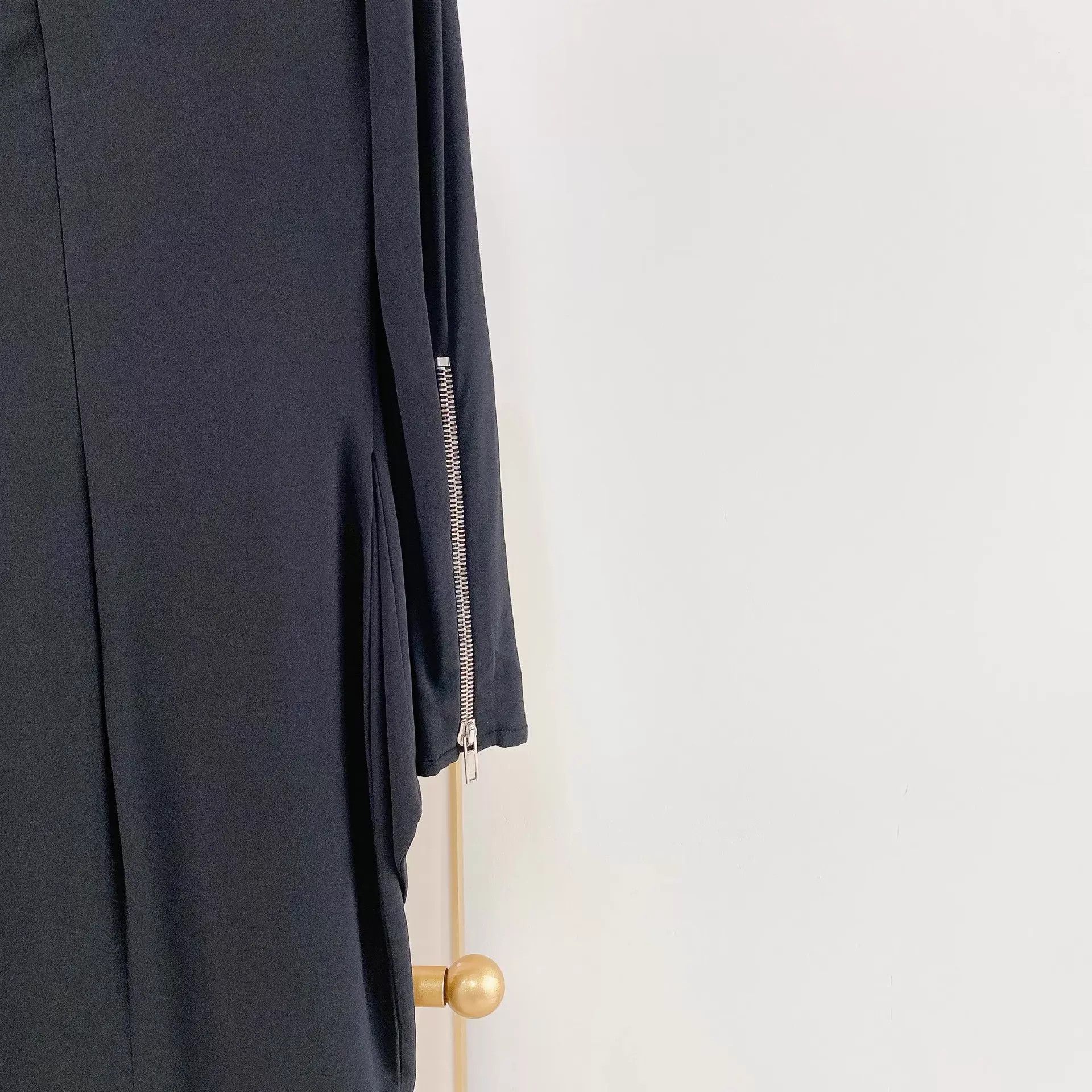 Givenchy Givenchy women's black crew neck dress 34 Size XXS / US 00 / IT 34 - 4 Thumbnail