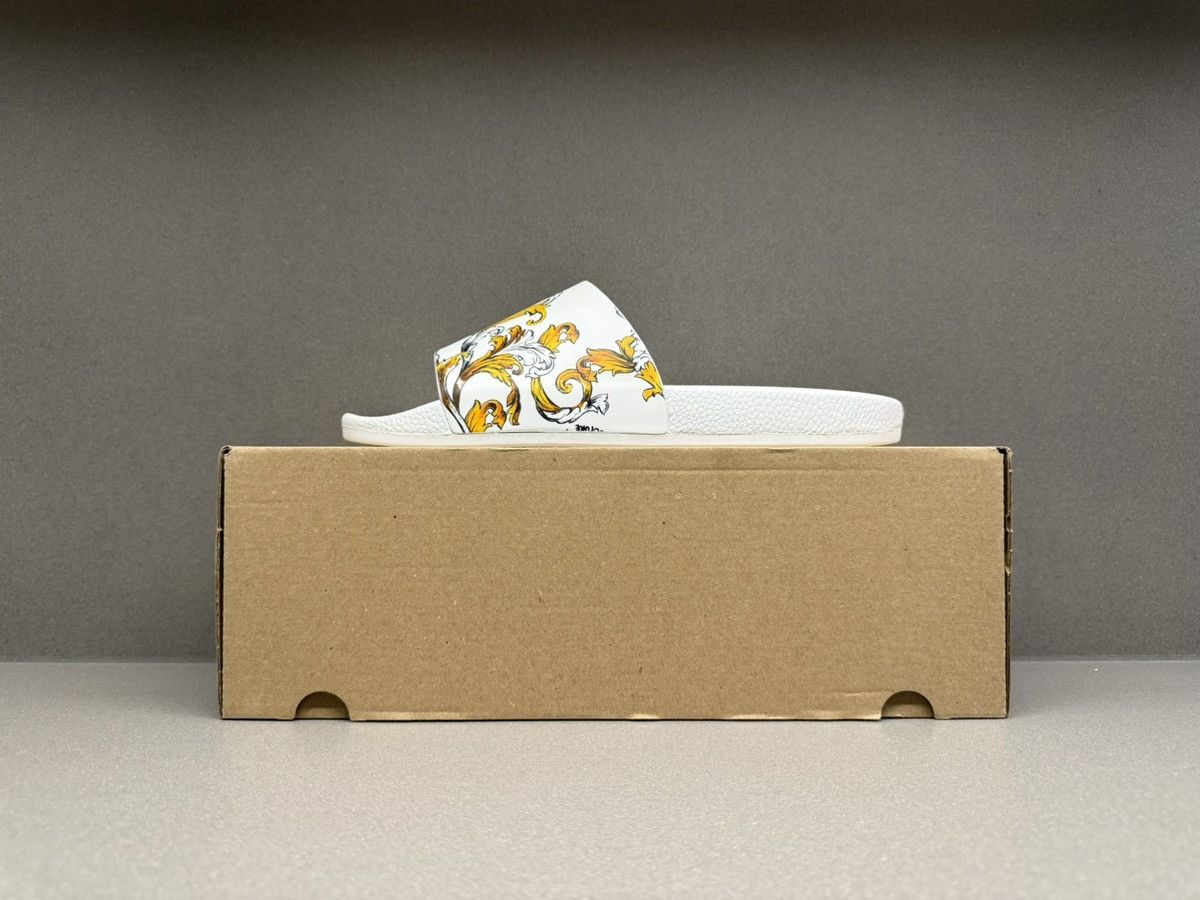 Versace Jeans Couture Versace Jeans Couture Outline Barocco Sliders Size US 9 / EU 42 - 2 Thumbnail