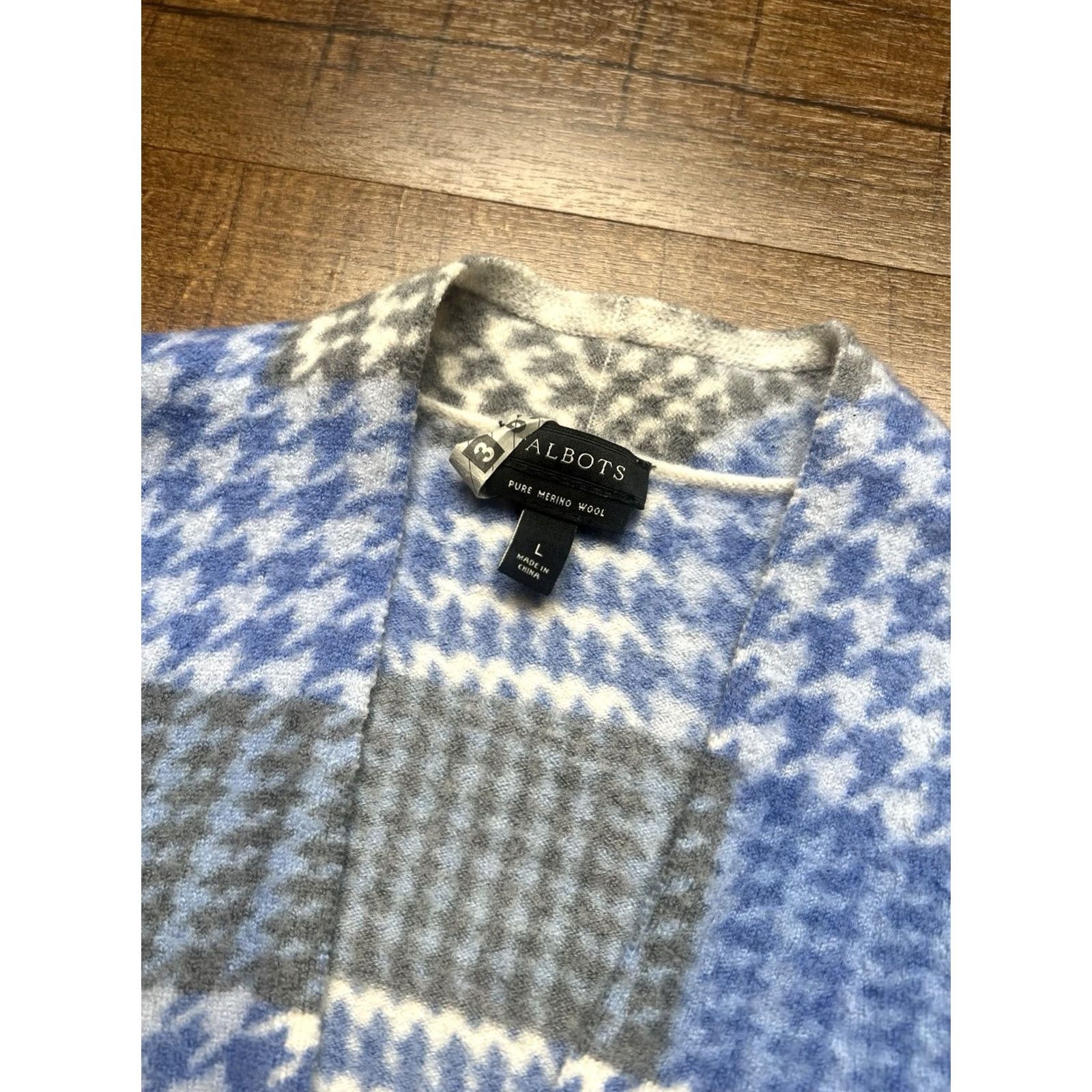 Talbots Talbots Cardigan Shirt Women Open Paisley Houndstooth Merino Wool Large Blue Size L / US 10 / IT 46 - 4 Thumbnail