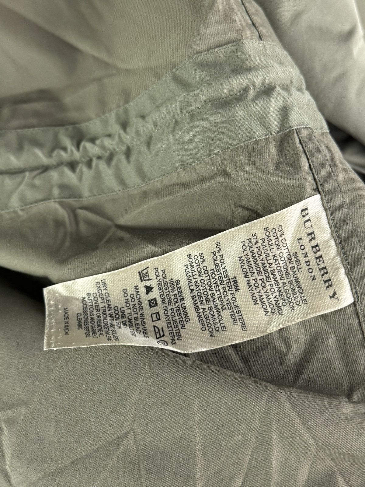 Burberry Vintage 00s Burberry Nova Check Zipper Military Jacket Size US M / EU 48-50 / 2 - 6 Thumbnail