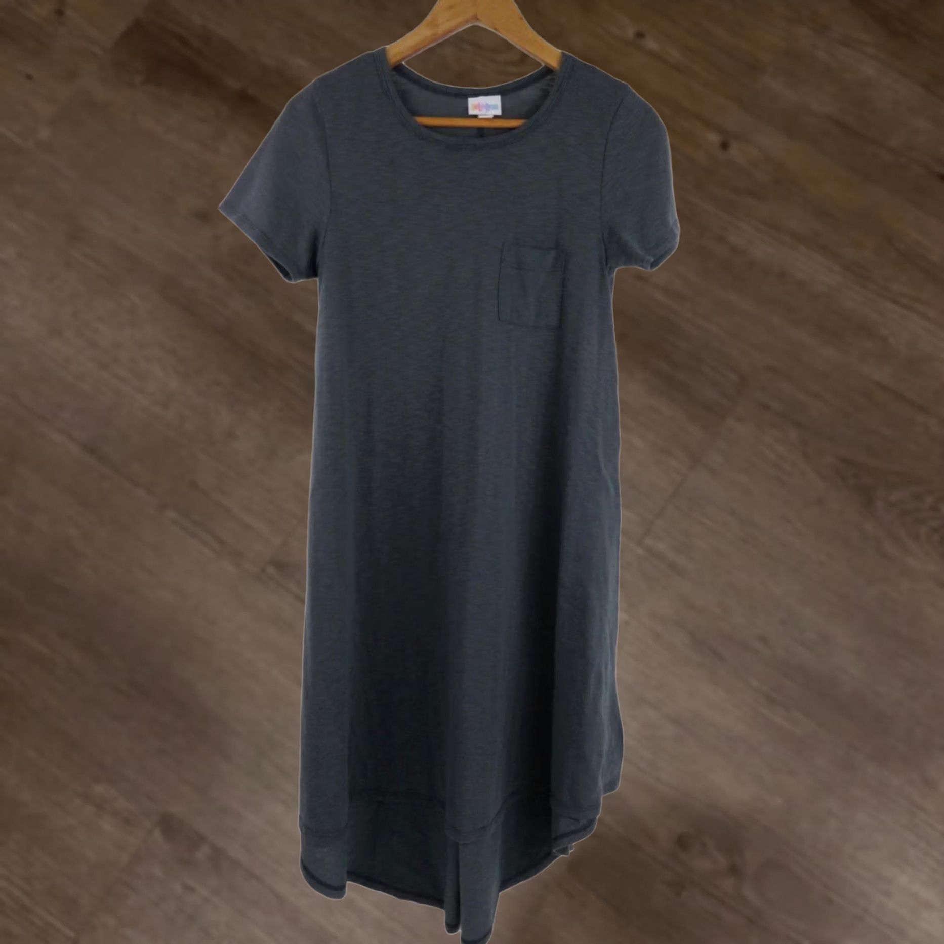 Vintage LULAROE Carly Dress 2XS Gray Solid Stretch High Low Swing Women’s Tee Dress Shor t Sleeve Casual Kn ee Length Size XXS / US 00 / IT 34 - 1 Thumbnail