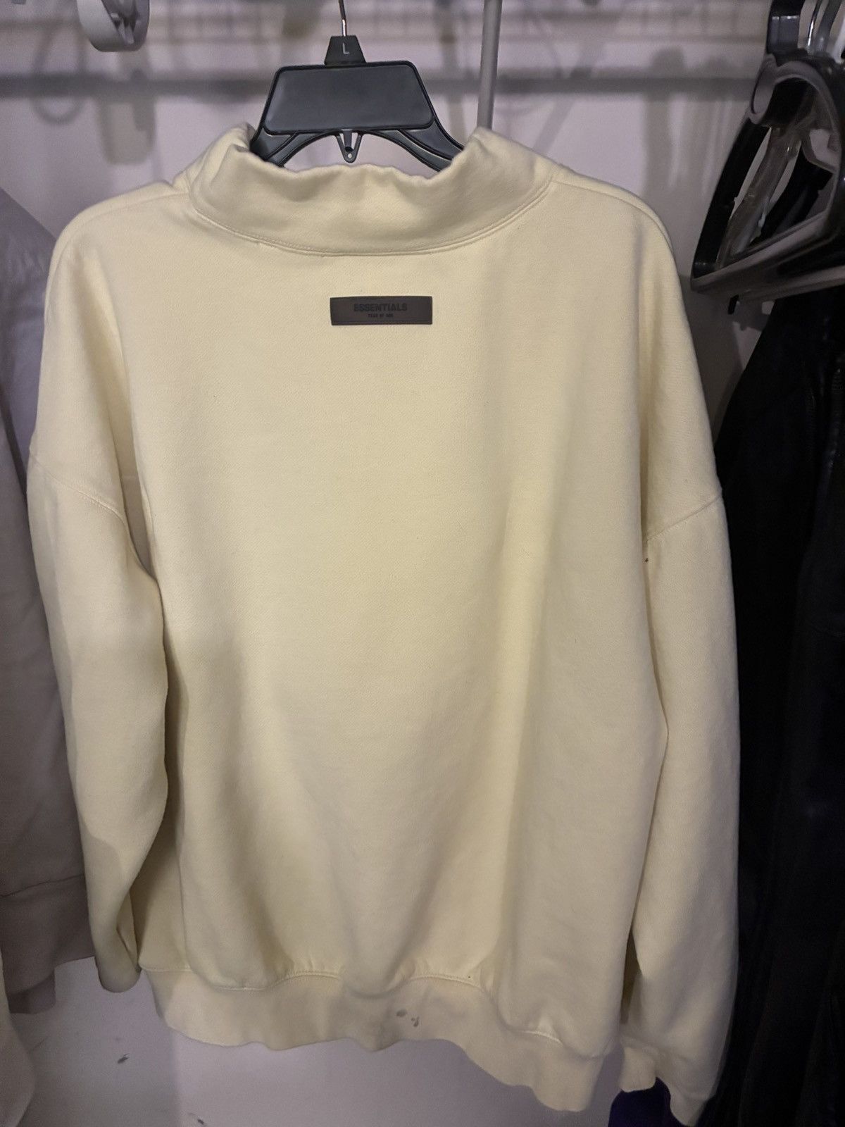 Fear of God Fear of God Essentials Mock Neck Crewneck Size US L / EU 52-54 / 3 - 4 Thumbnail