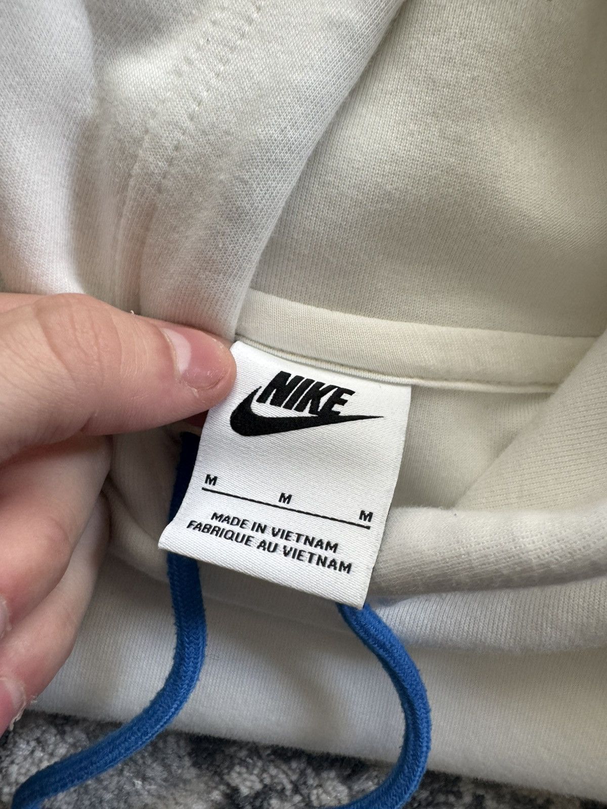 Nike NIKE Trademark hoodie (white) Size US M / EU 48-50 / 2 - 5 Thumbnail