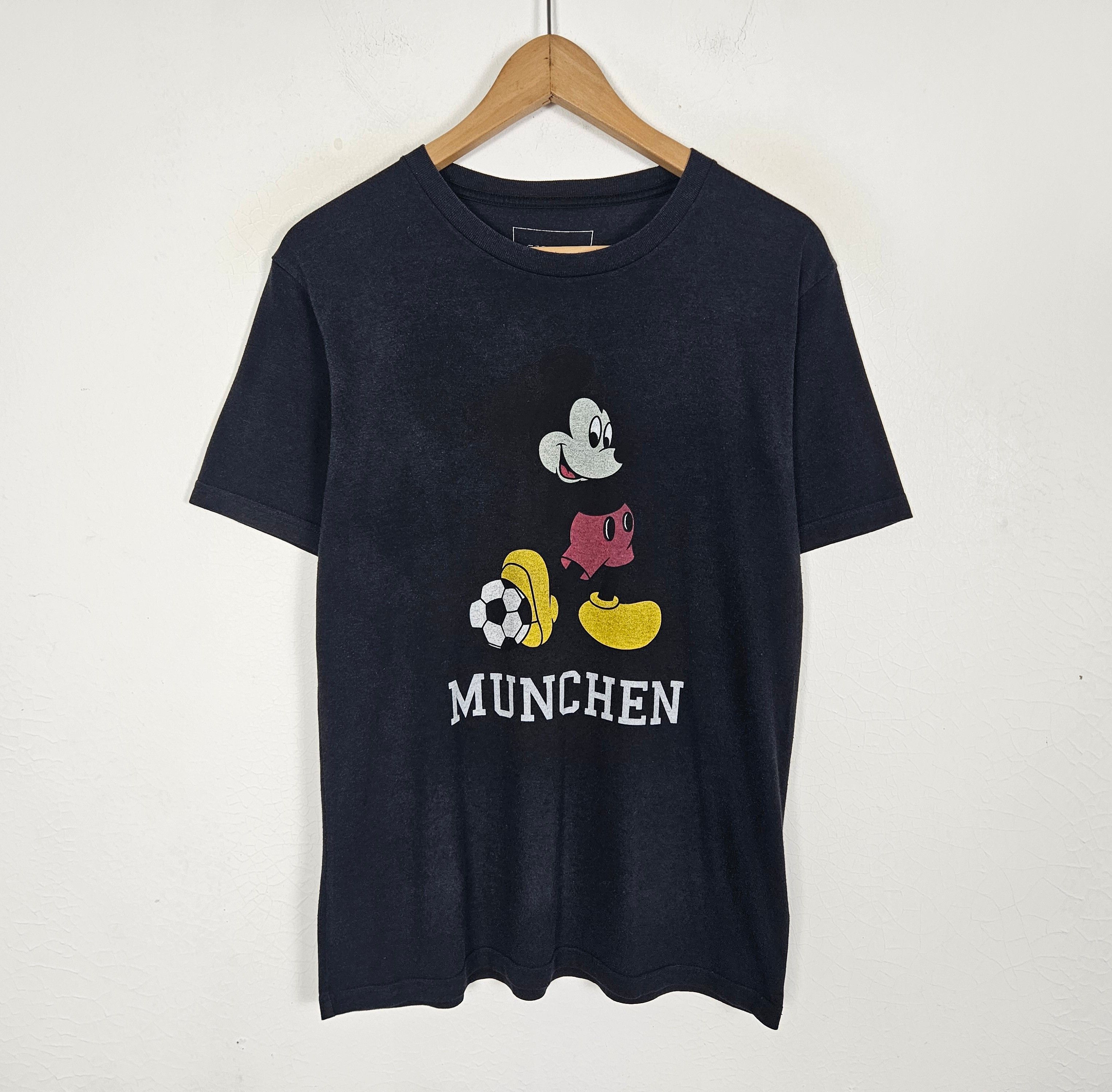 Disney SOPHNET Mickey Mouse Munchen shirt Size US S / EU 44-46 / 1 - 2 Thumbnail