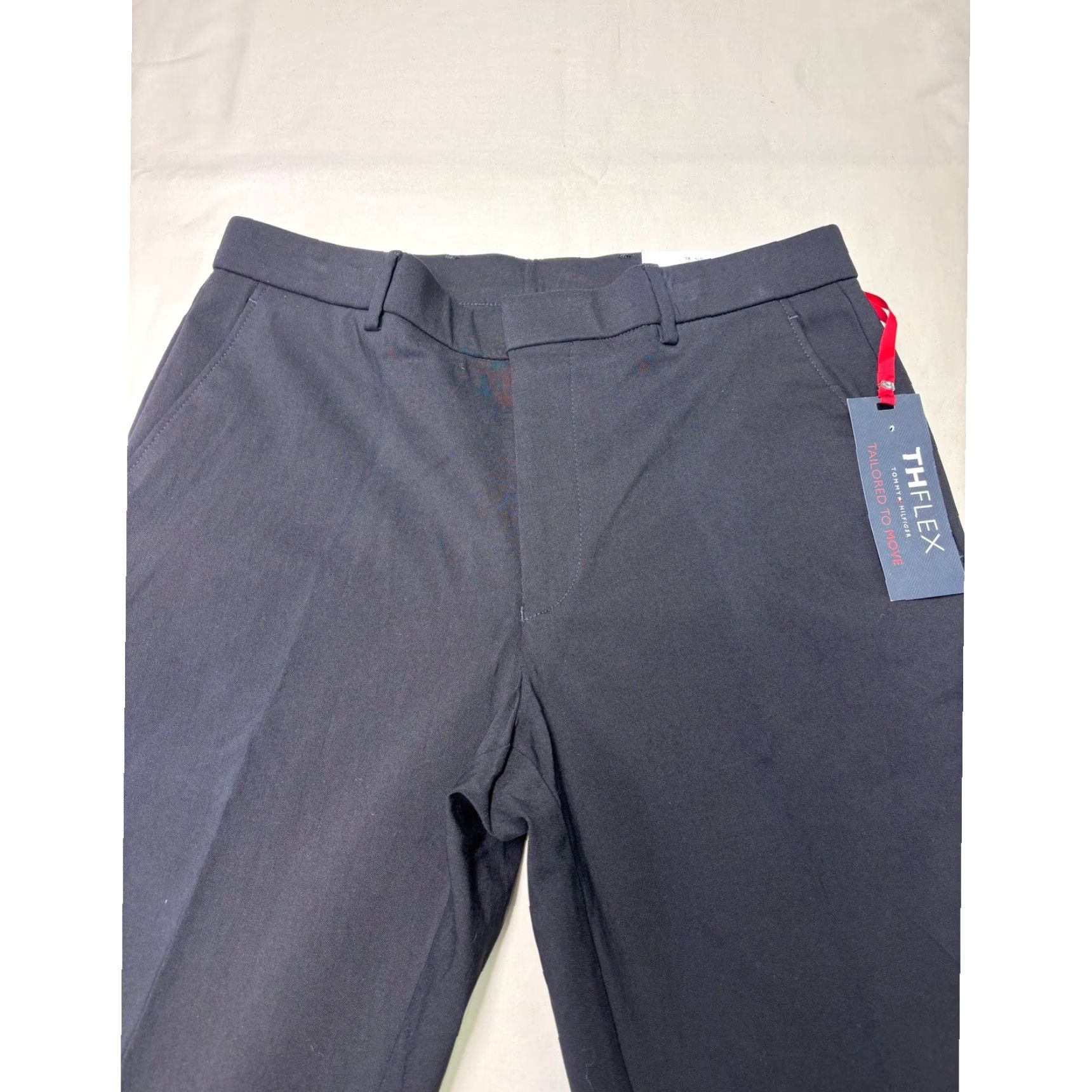 Tommy Hilfiger Tommy Hilfiger THFlex Pants Mens Dress Pants Slim Straight Black 30 x 32 Stretch Pockets Wrinkle Resistant Business Travel Modern Fit Size US 30 / EU 46 - 2 Thumbnail