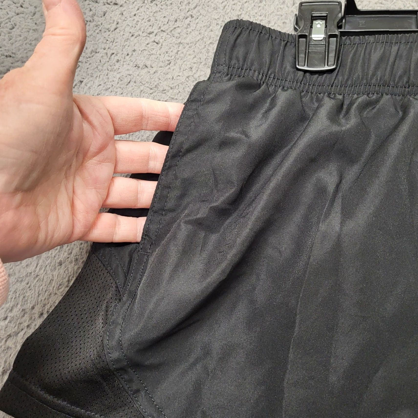 Athletic Works VINTAGE Athletic Works Active Shorts Womens L Black Built-In Pockets Athletic Size 36" / US 14 / IT 50 - 7 Thumbnail