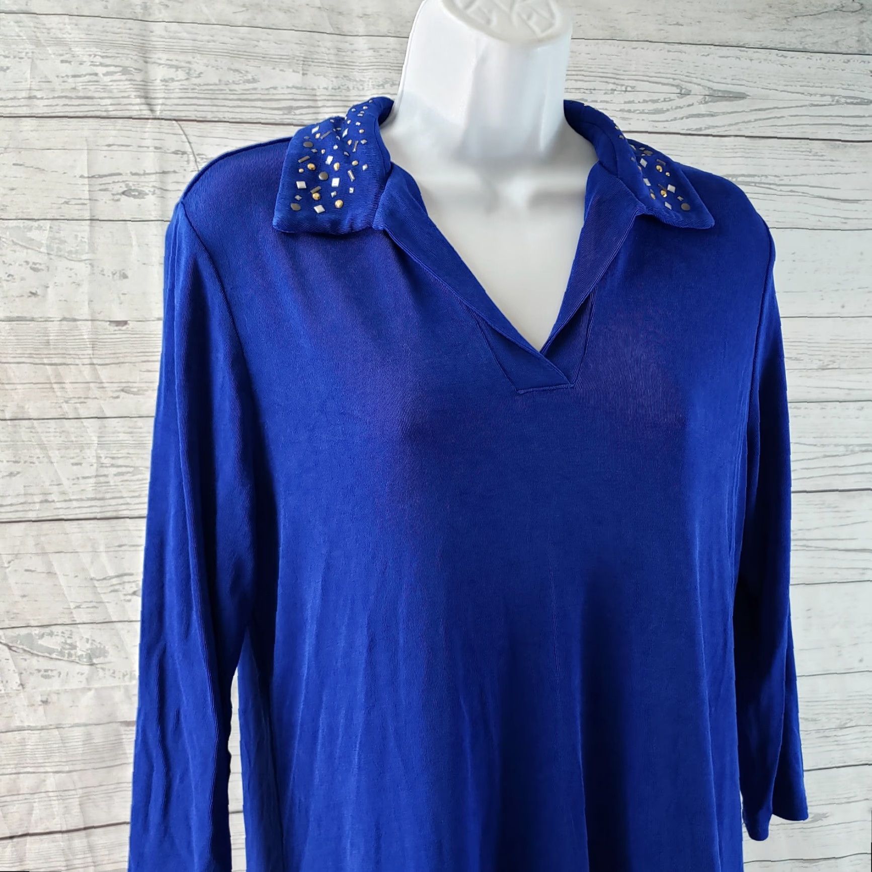 Vintage Chico's Travelers Women's Blouse Shirt 3/4 Sleeve Medium Blue Embellished Collar Travel Modern Solid Vintage No Size M / US 6-8 / IT 42-44 - 2 Thumbnail