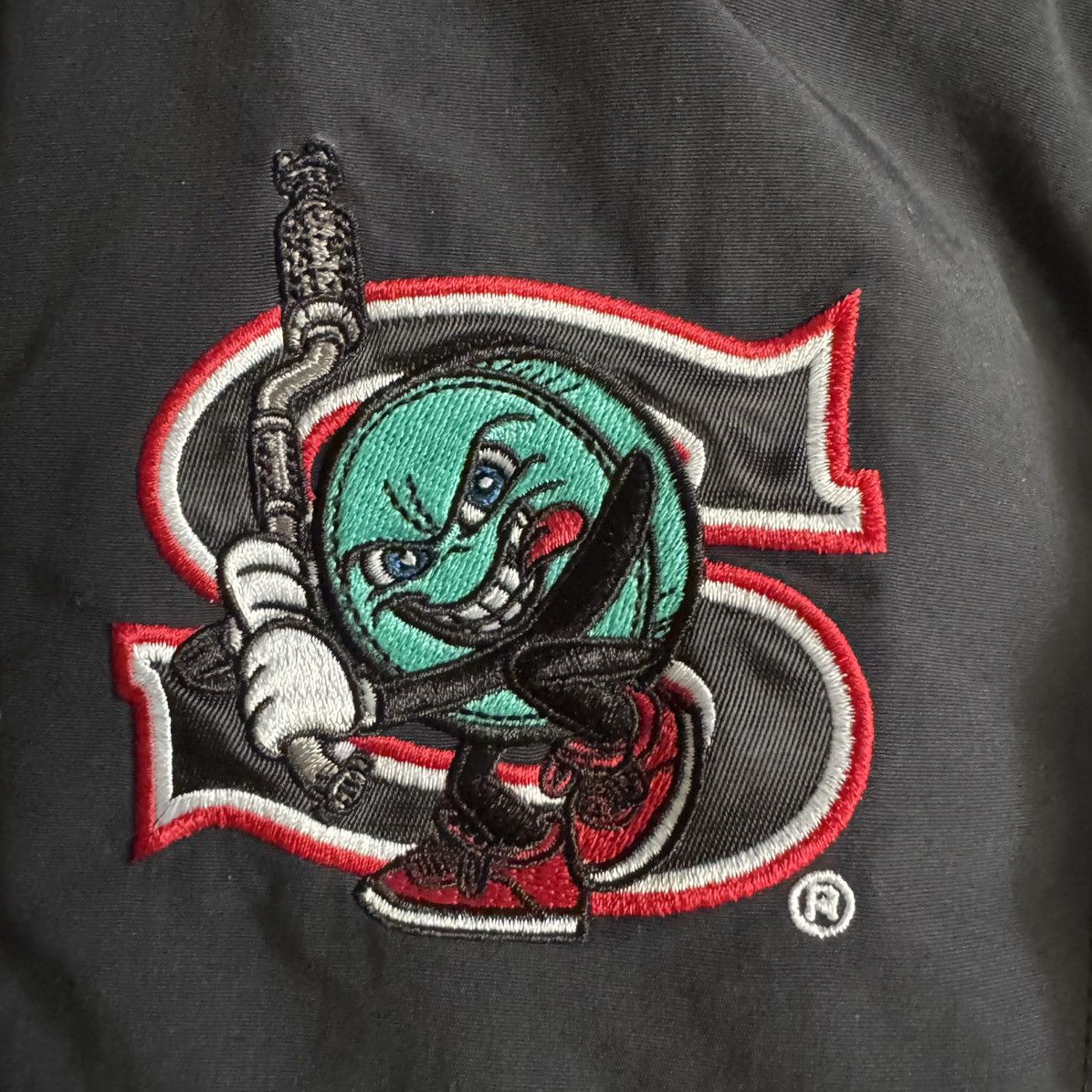 Supreme SALEM HALF ZIP STADIUM JACKET - BLACK/RED Size US S / EU 44-46 / 1 - 4 Thumbnail
