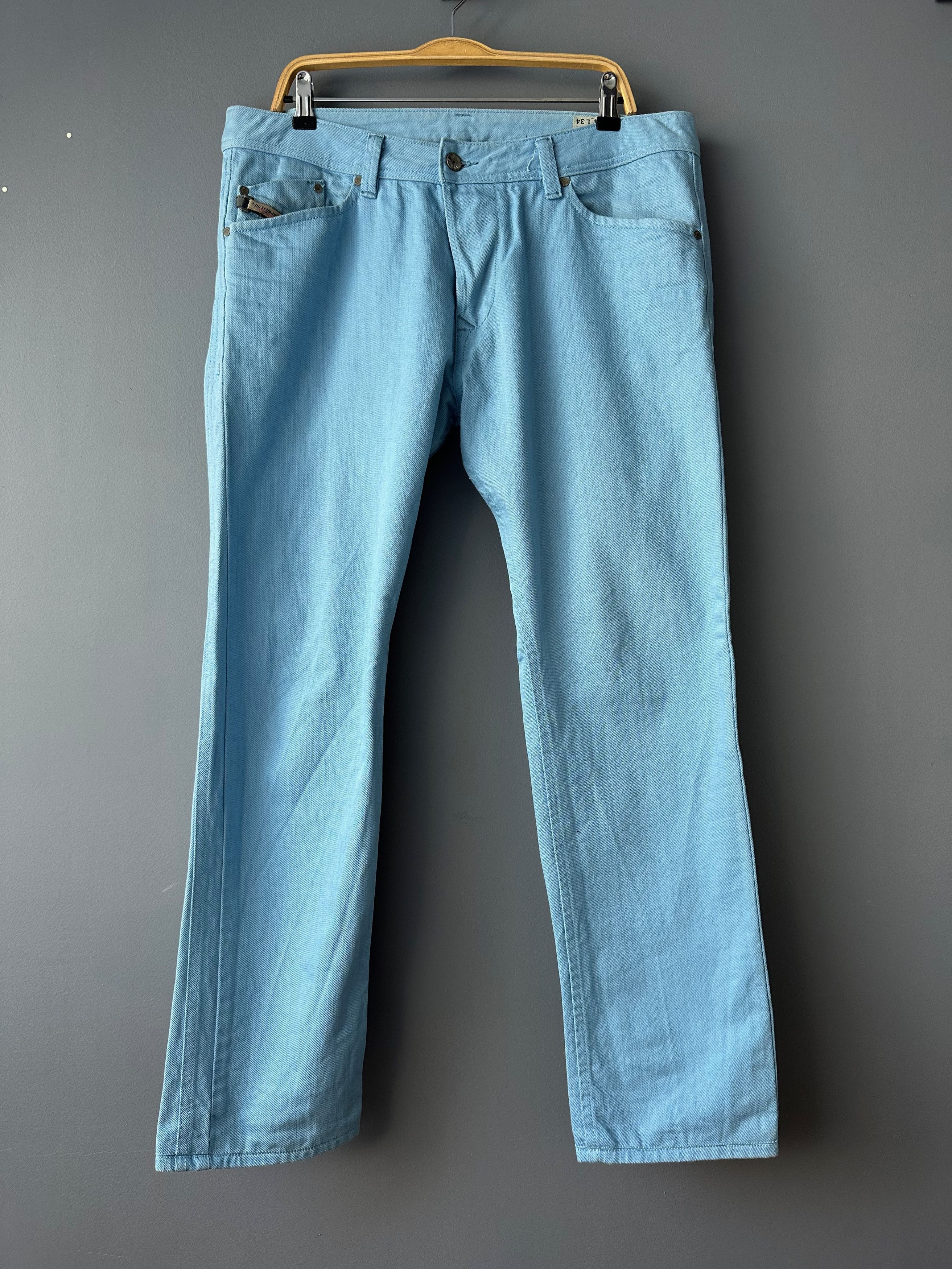 Diesel Diesel Darron Regular Slim Tapered Baby Blue 34 x 34 Size US 34 / EU 50 - 1 Thumbnail