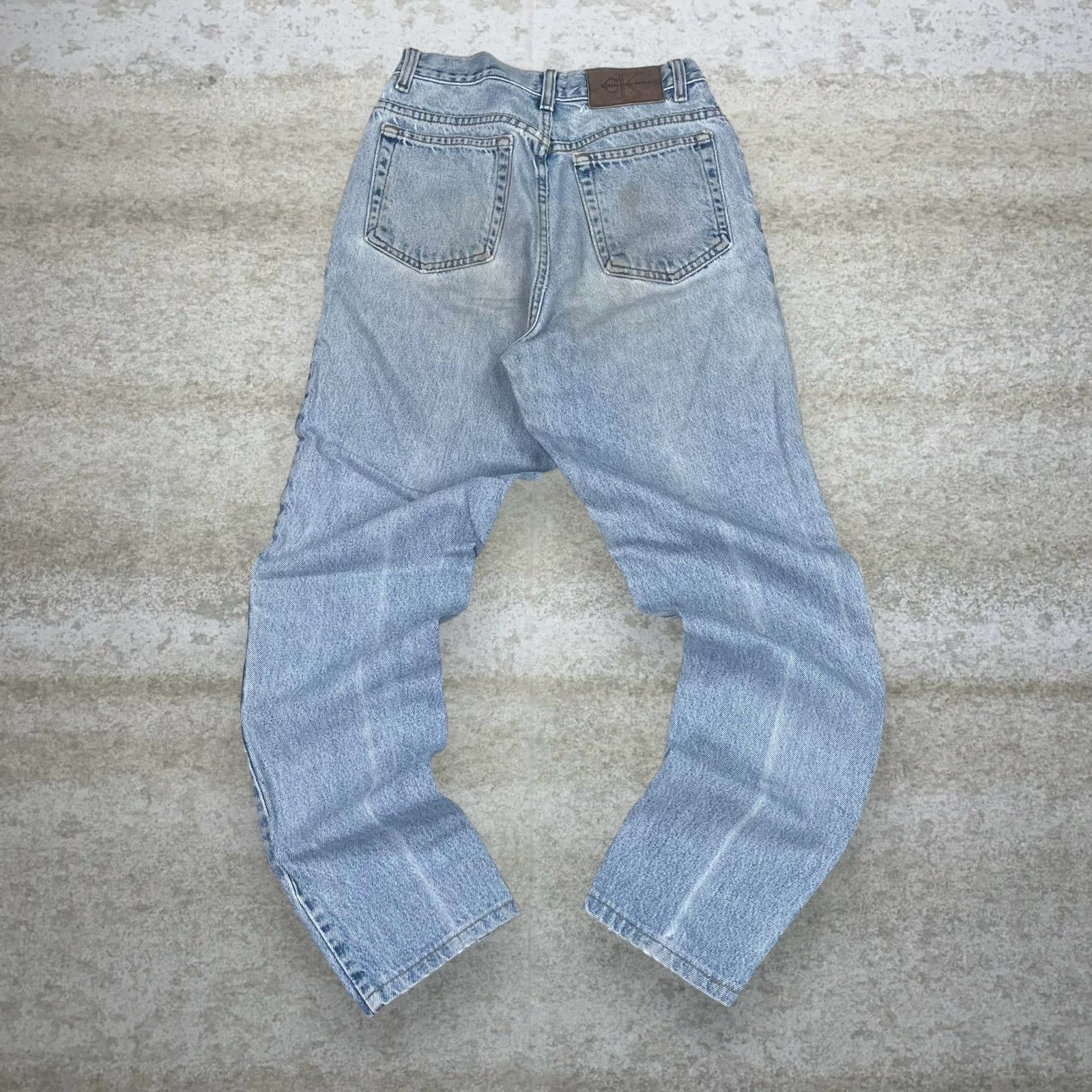 Calvin Klein Vintage 90s Calvin Klein Jeans 26x30 Regular Fit Light Wash Size US 26 / EU 42 - 1 Thumbnail