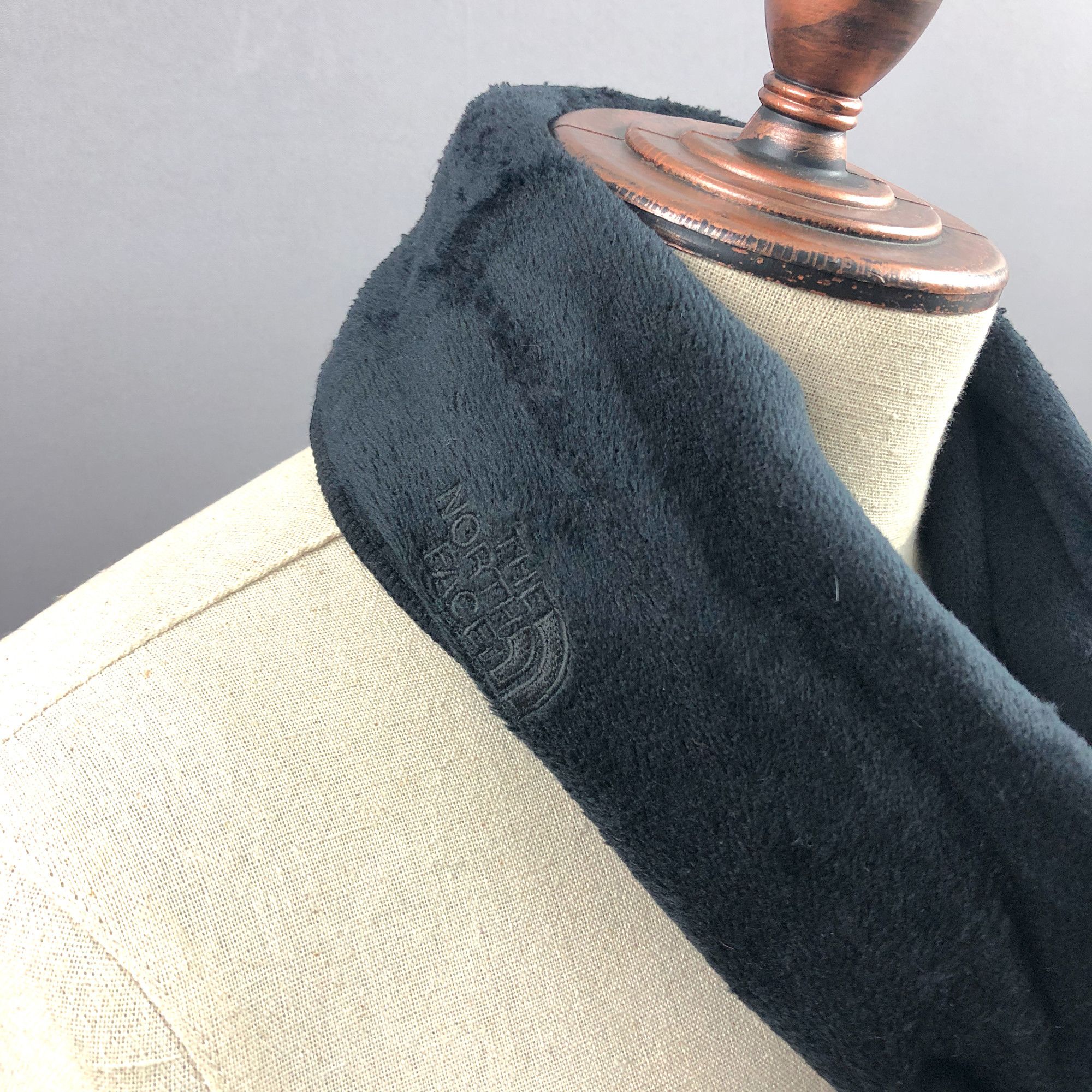 The North Face Vintage The North Face Infinity Scarf Fleece Wool Scarves. Size ONE SIZE - 1 Thumbnail
