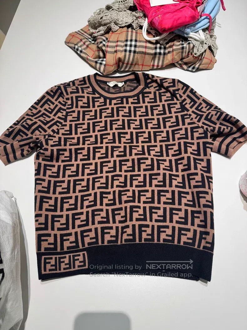 Fendi Fendi Short-sleeve Size S / US 4 / IT 40 - 1 Thumbnail