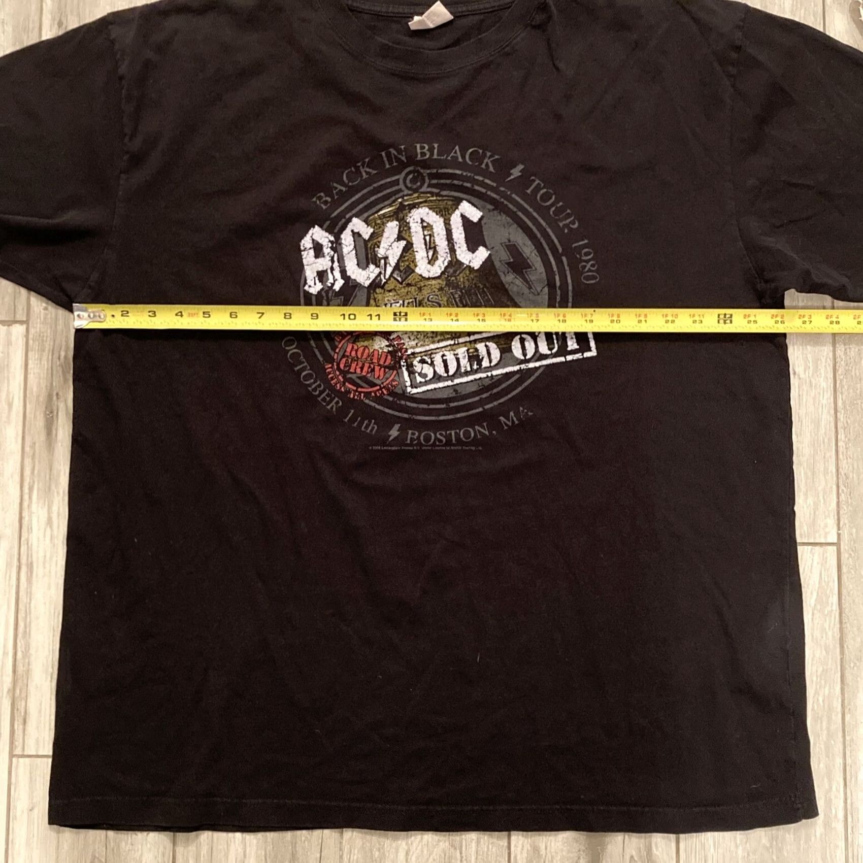 Vintage VINTAGE ACDC Back in Black 2006 Tour Shirt 2XL Mens Rock Music Merchandise Size US XXL / EU 58 / 5 - 5 Thumbnail