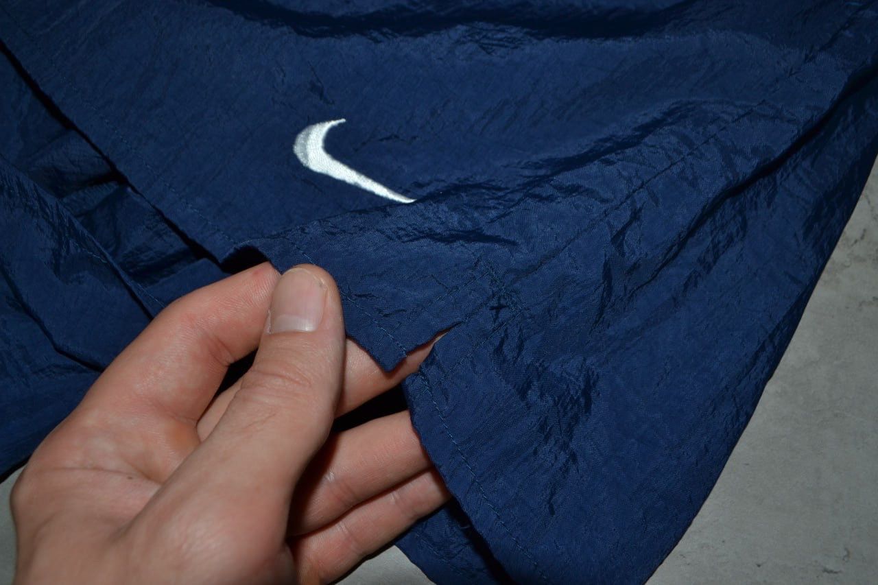 Nike × Vintage Nike Vintage Shorts Blue Big Logo Size L Size US 34 / EU 50 - 7 Thumbnail