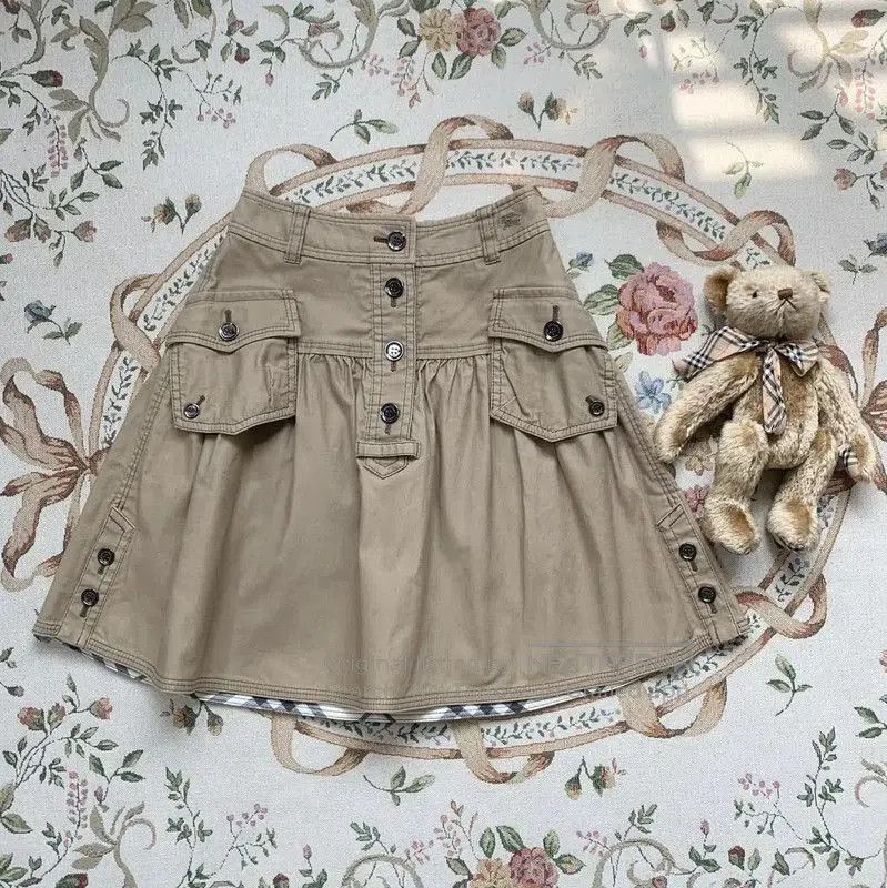 Burberry Burberry Khaki Cotton Women's Skirt. Size 23" - 1 Thumbnail