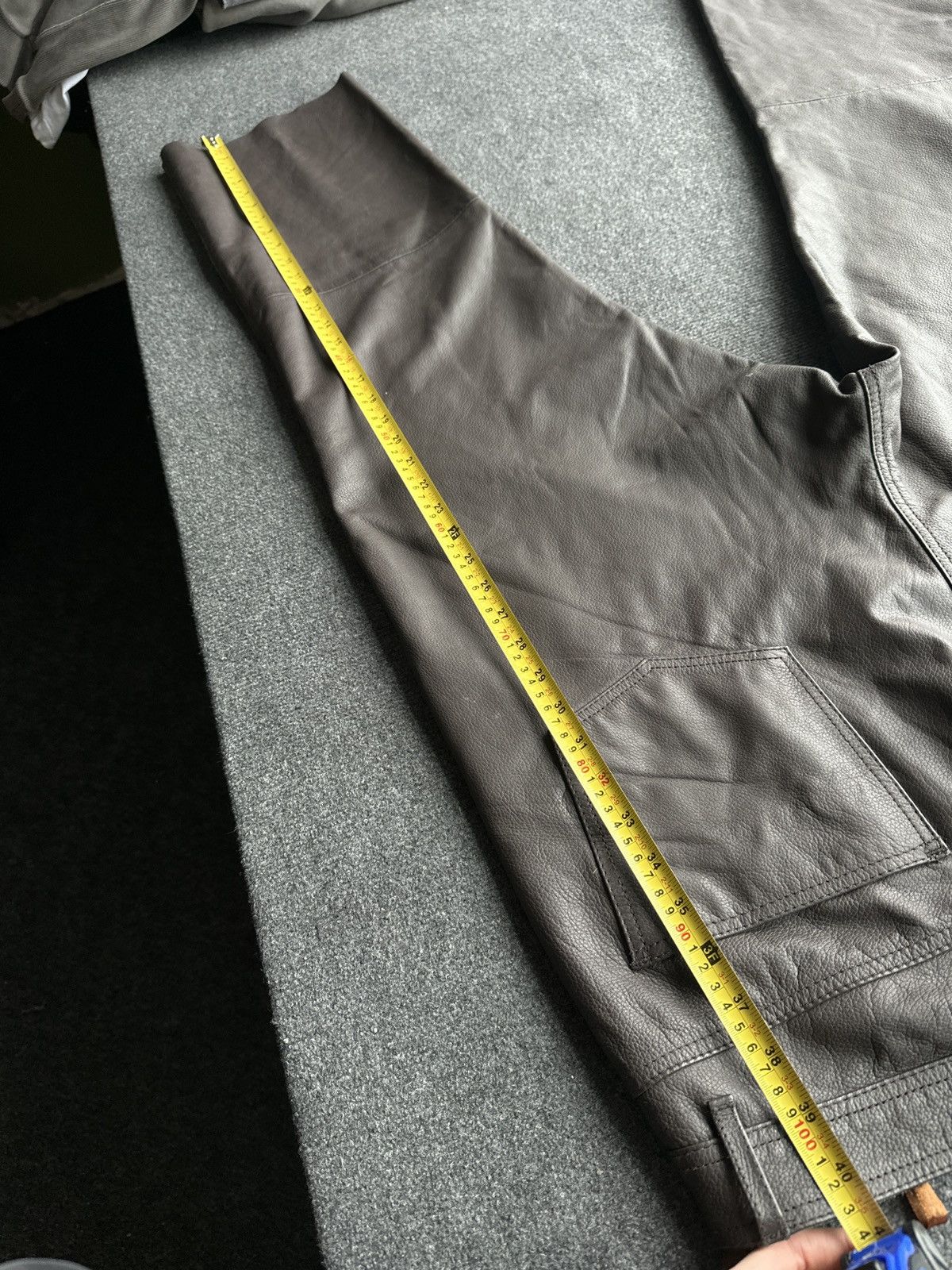 Other 🚨GRAIL MEN LEATHER PANTS Y2K WESTERN MOTORCYCLE Size US 41 - 15 Thumbnail