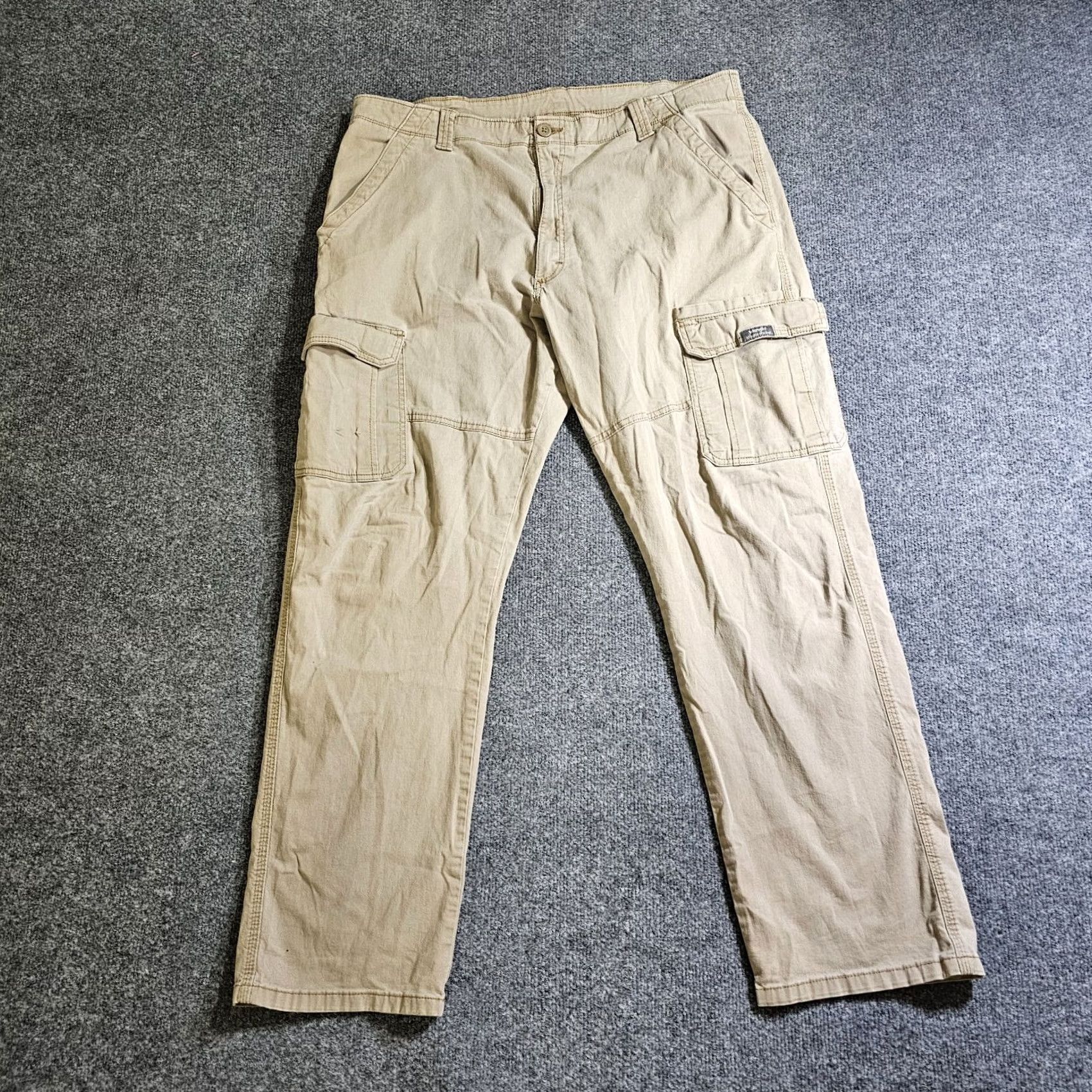 Wrangler Wrangler Pants Jeans Mens 38x32 Beige Khaki Cargo Classic Neutral Casual Cargo Pockets Canvas Flat Front Mid Rise Cotton Jeans Mens Size US 38 / EU 54 - 2 Thumbnail