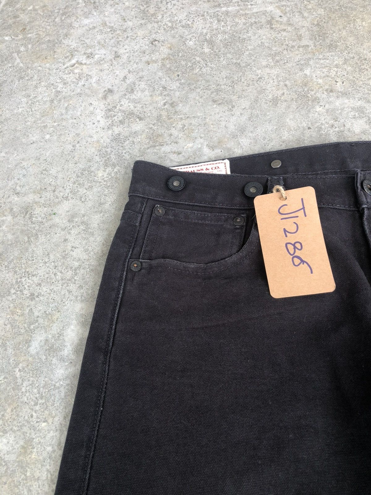 Levi's Y2k Levi’s Buckle Back White Tab Size US 31 - 14 Thumbnail