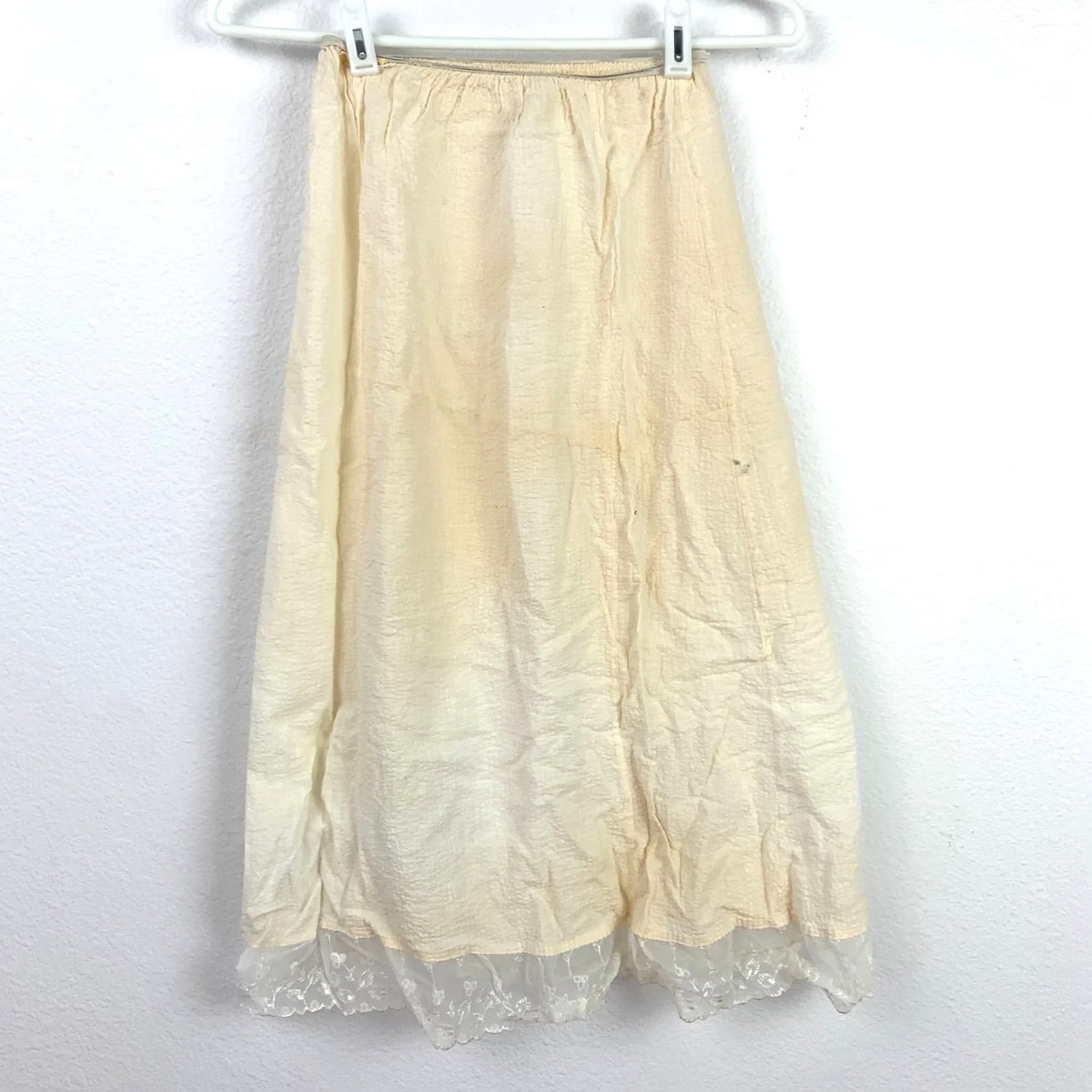 Vintage VINTAGE Sliperfection Slip Main Selling Point White Lace Half Slip M Cotton Seersucker Nylon Tricot 1960s Womens Size ONE SIZE - 3 Thumbnail