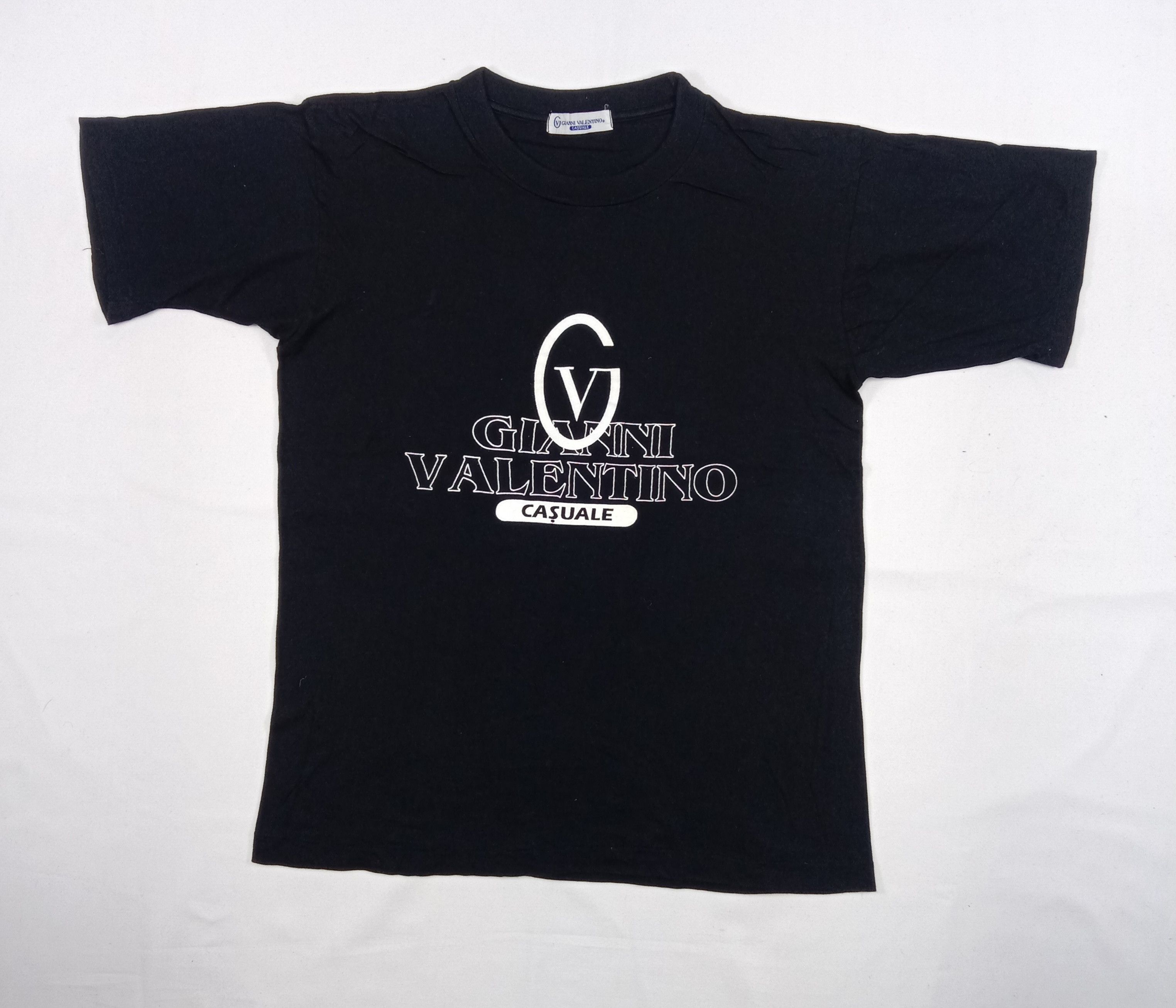 Gianni Valentino Vintage Gianni Valentino Casuale T Shirt Size US L / EU 52-54 / 3 - 1 Thumbnail